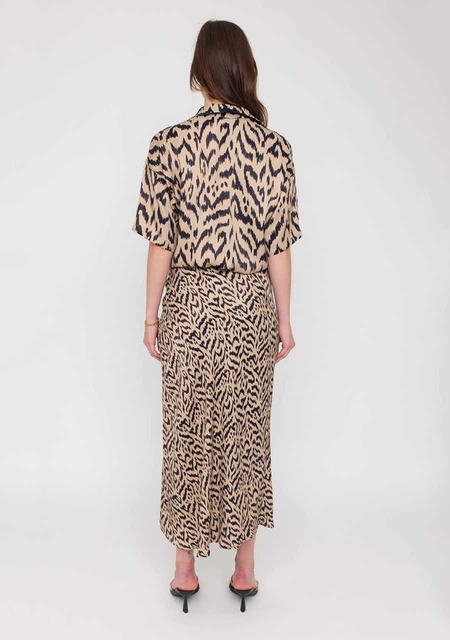 ANNA VAN TOOR BLOUSE KORTE MOUW