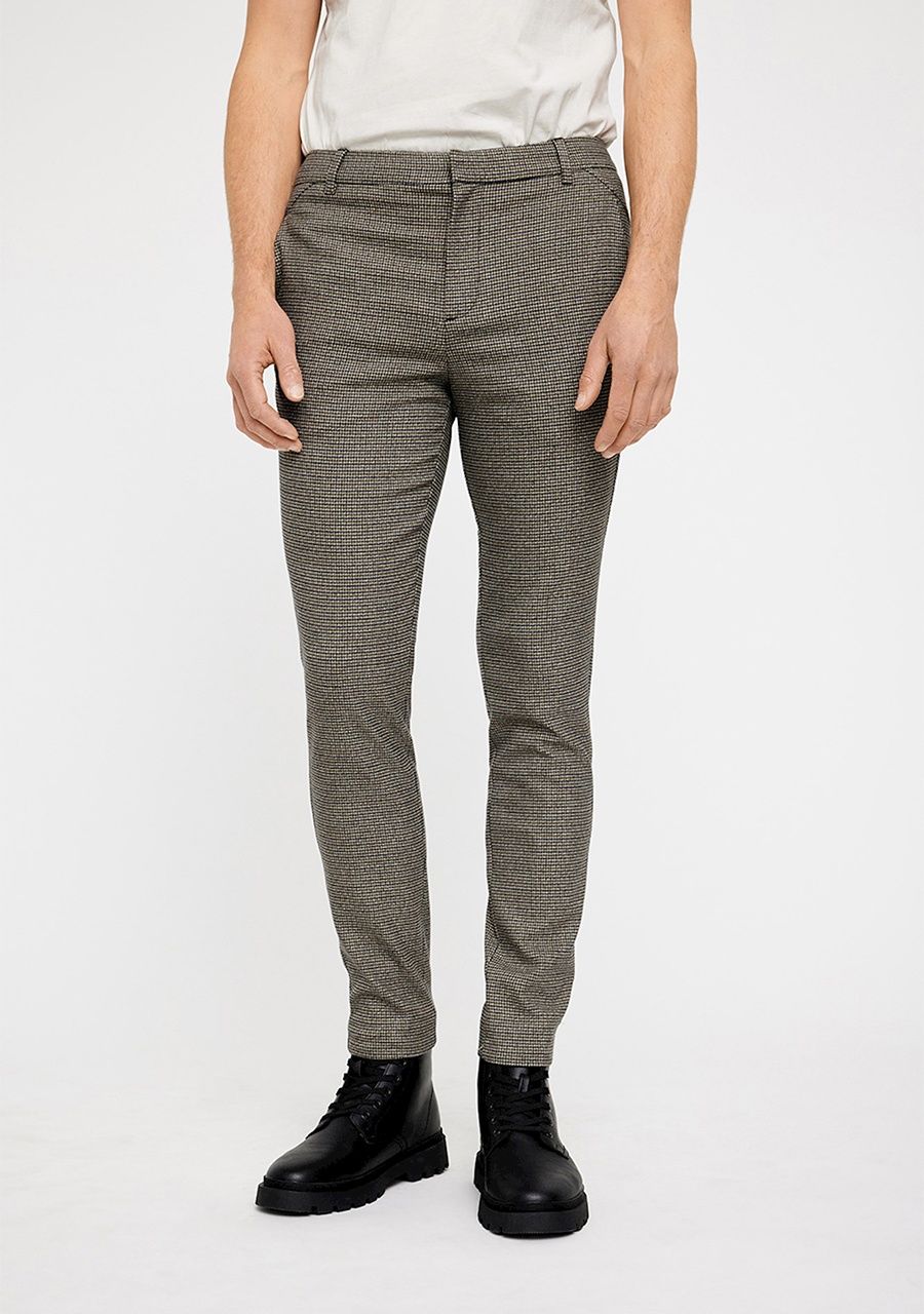 PLAIN CHINO