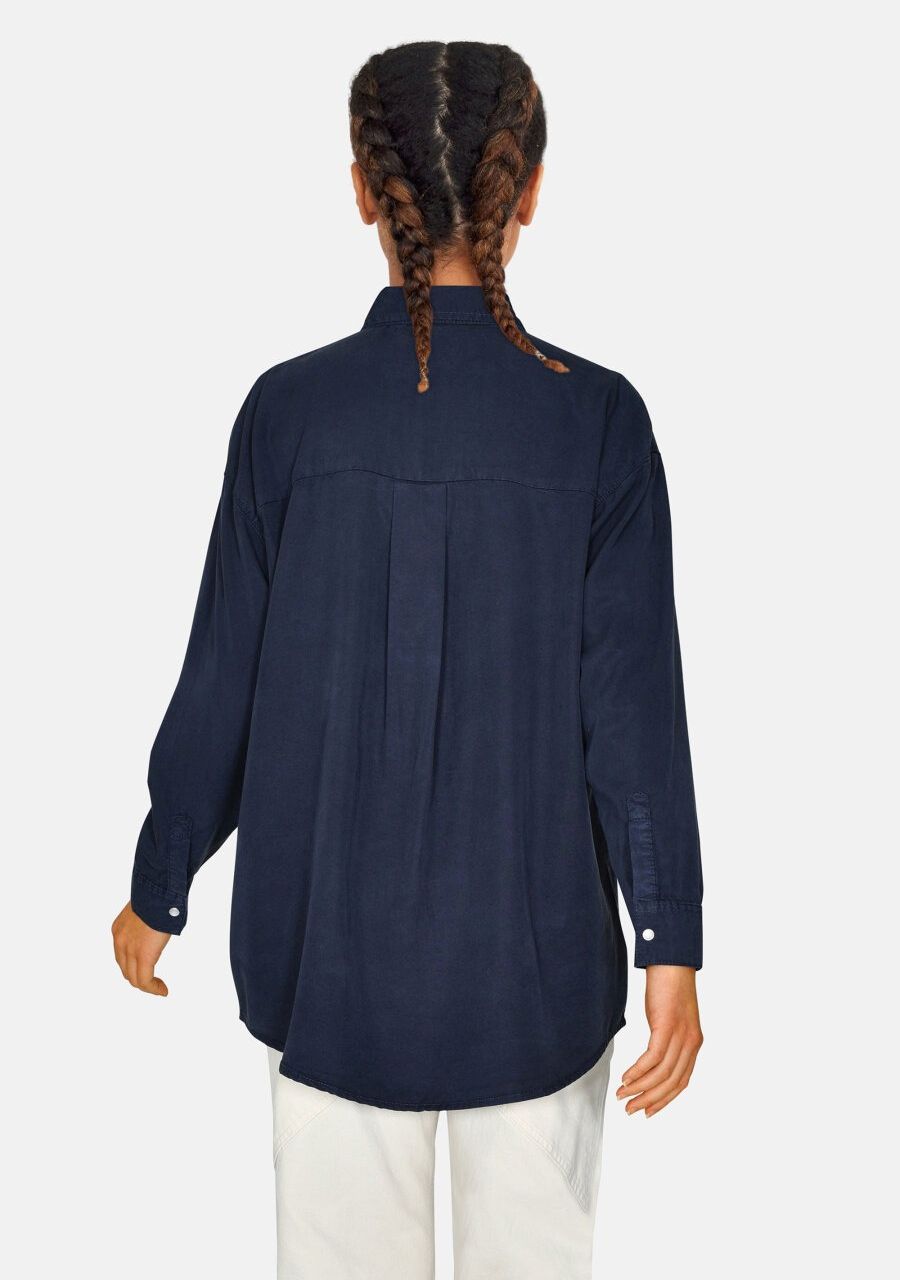 SISTERS POINT OVERSHIRT