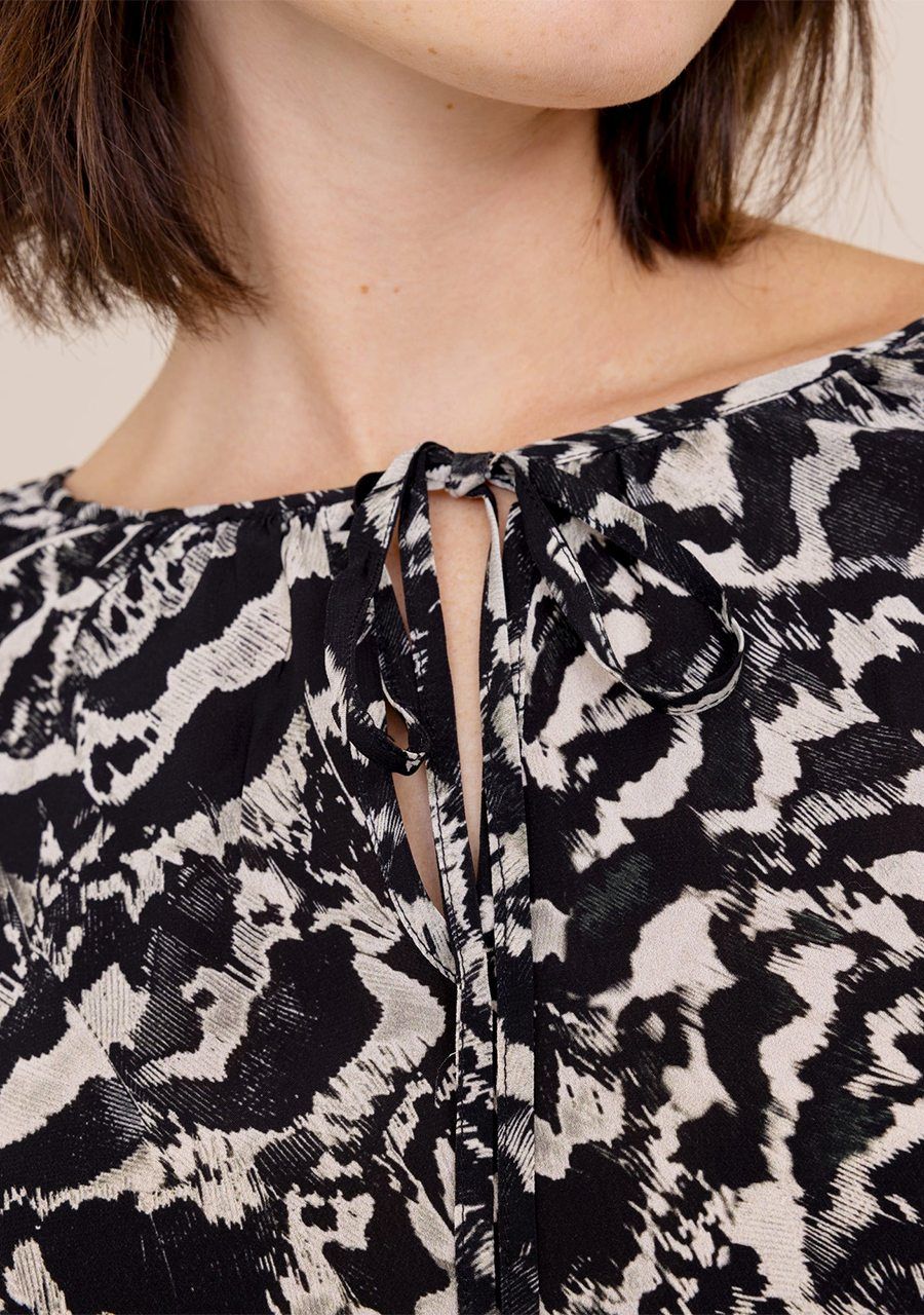VANILIA BLOUSE KORTE MOUW
