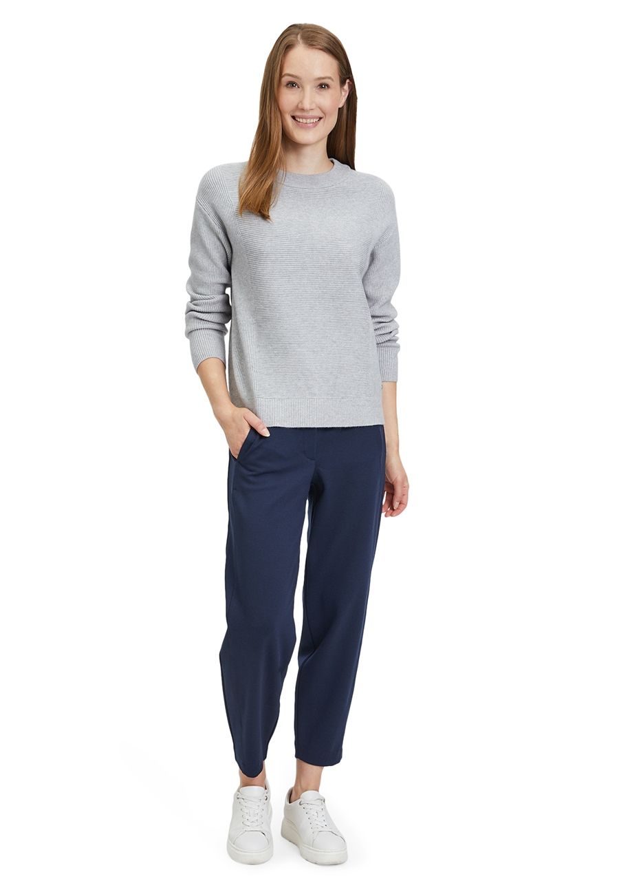 BETTY & CO TRUI
