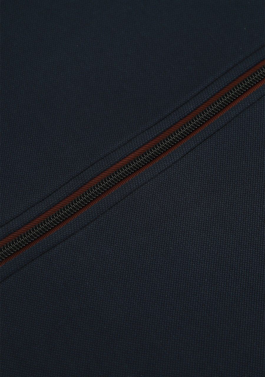 NO EXCESS VEST