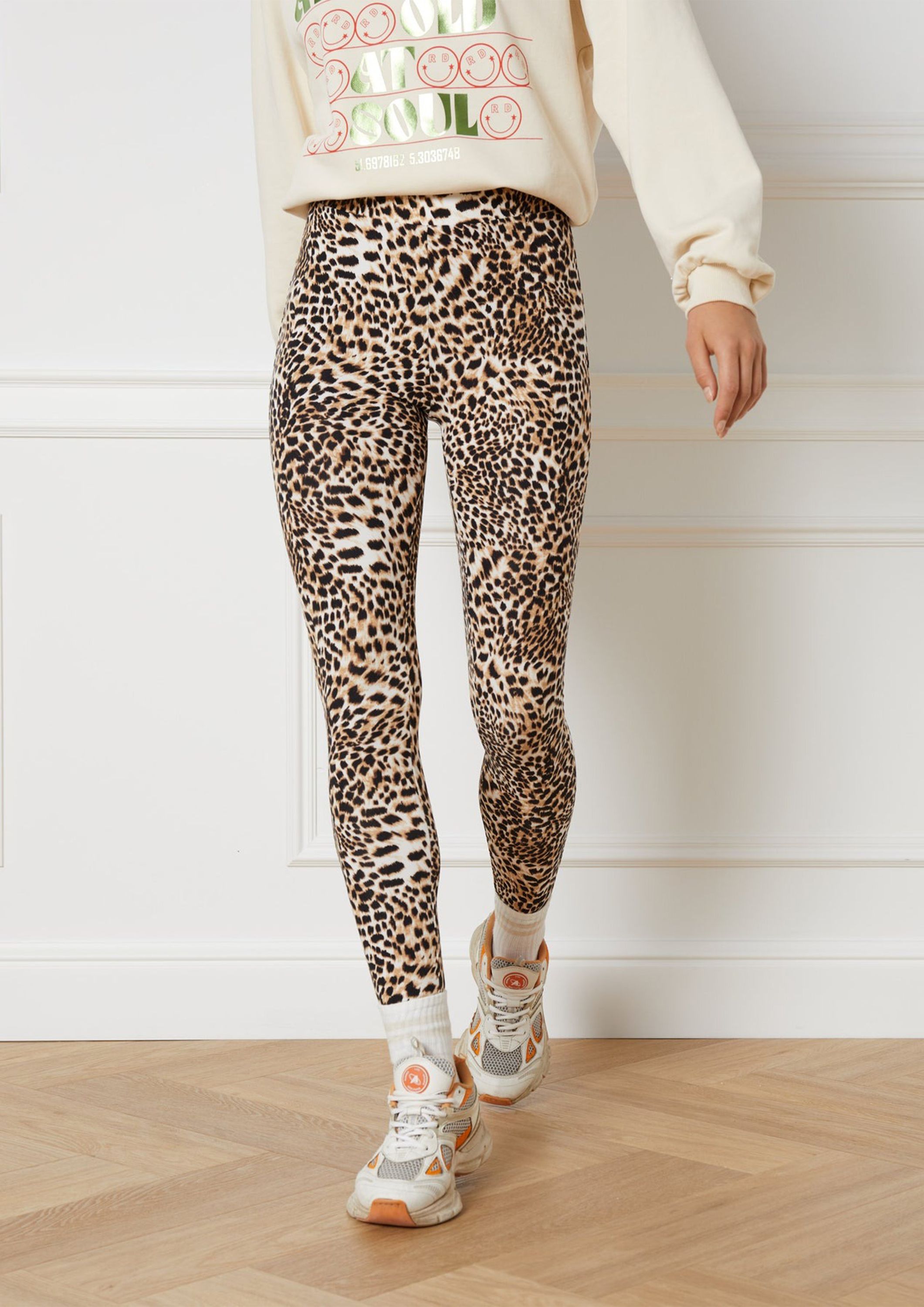 REFINED DEPARTMENT LEGGING
