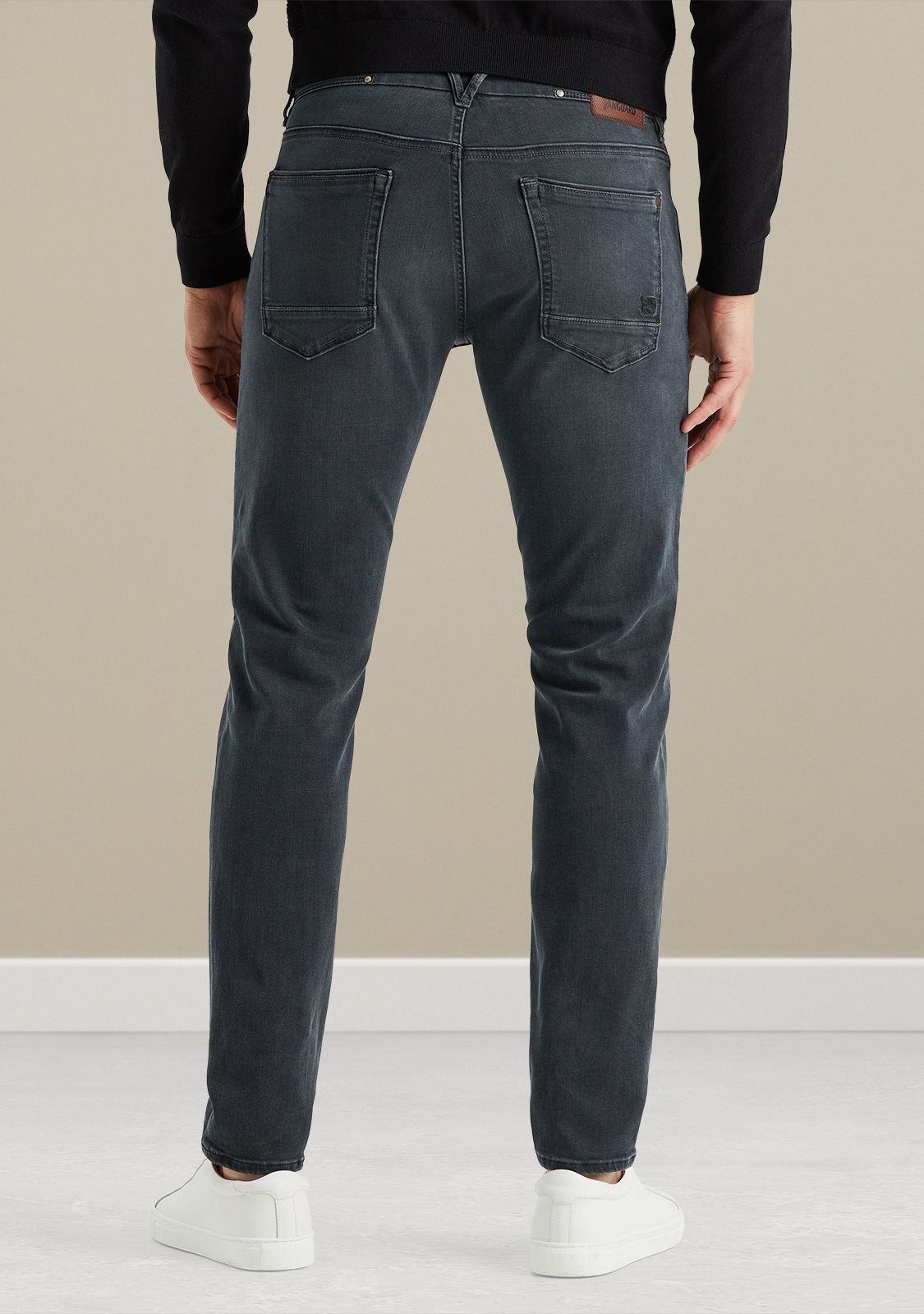 VANGUARD JEANS