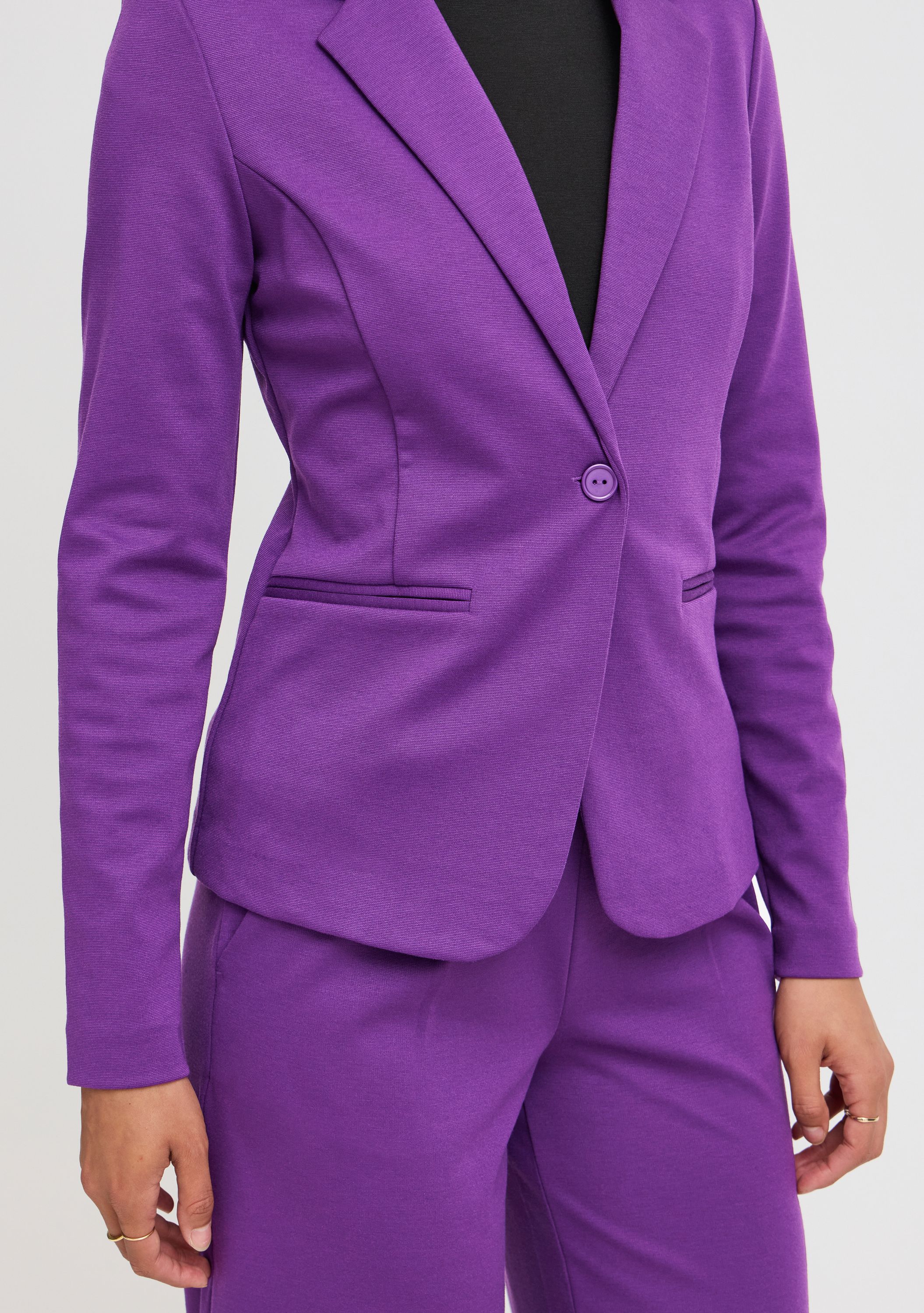 ICHI BLAZER