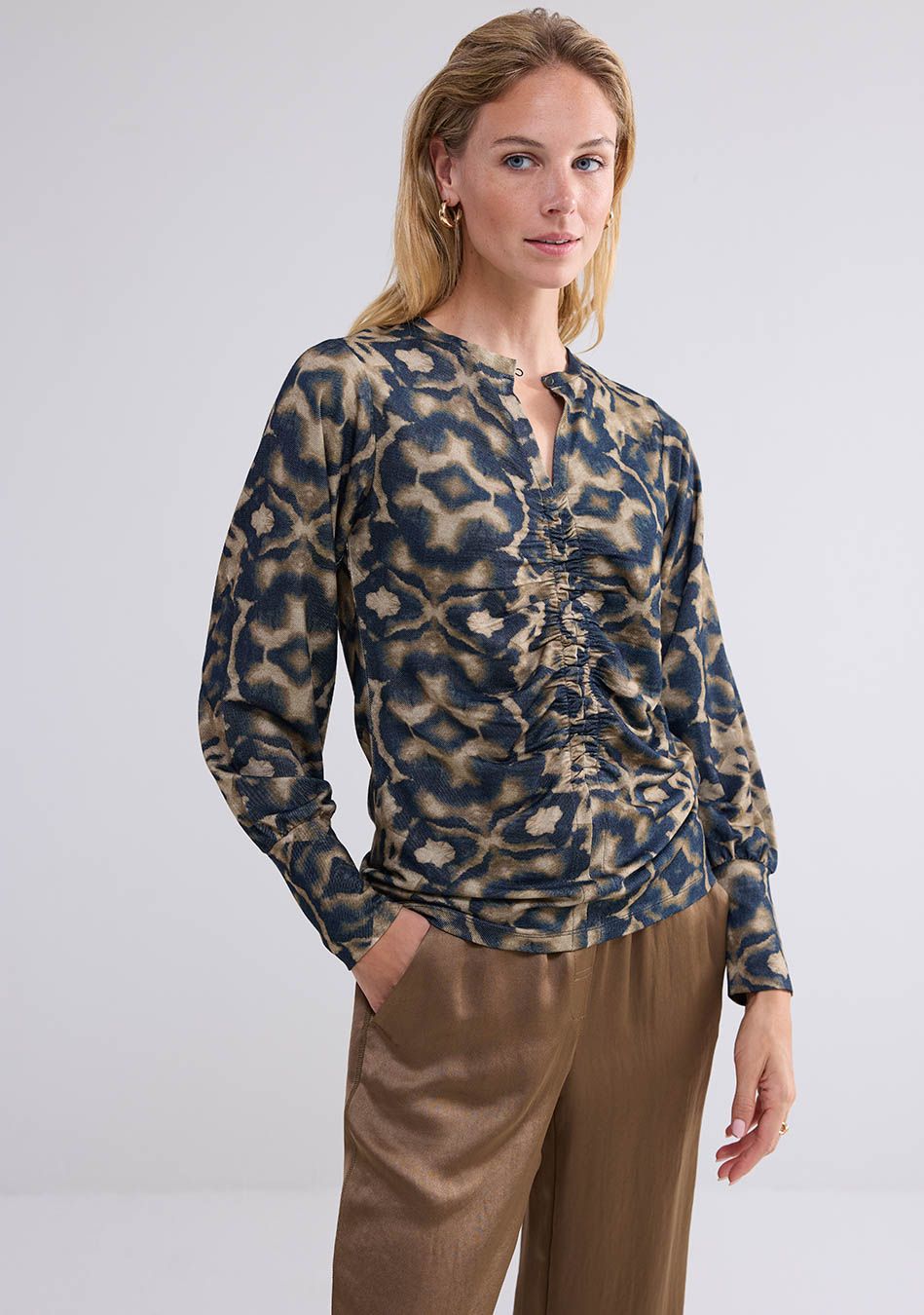 SUMMUM BLOUSE