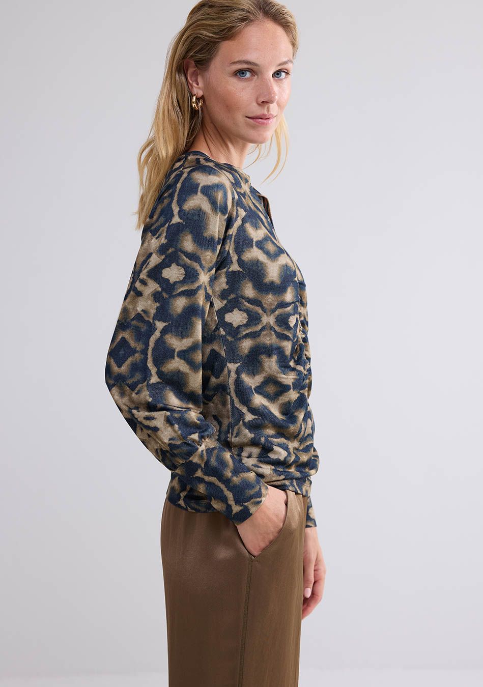 SUMMUM BLOUSE