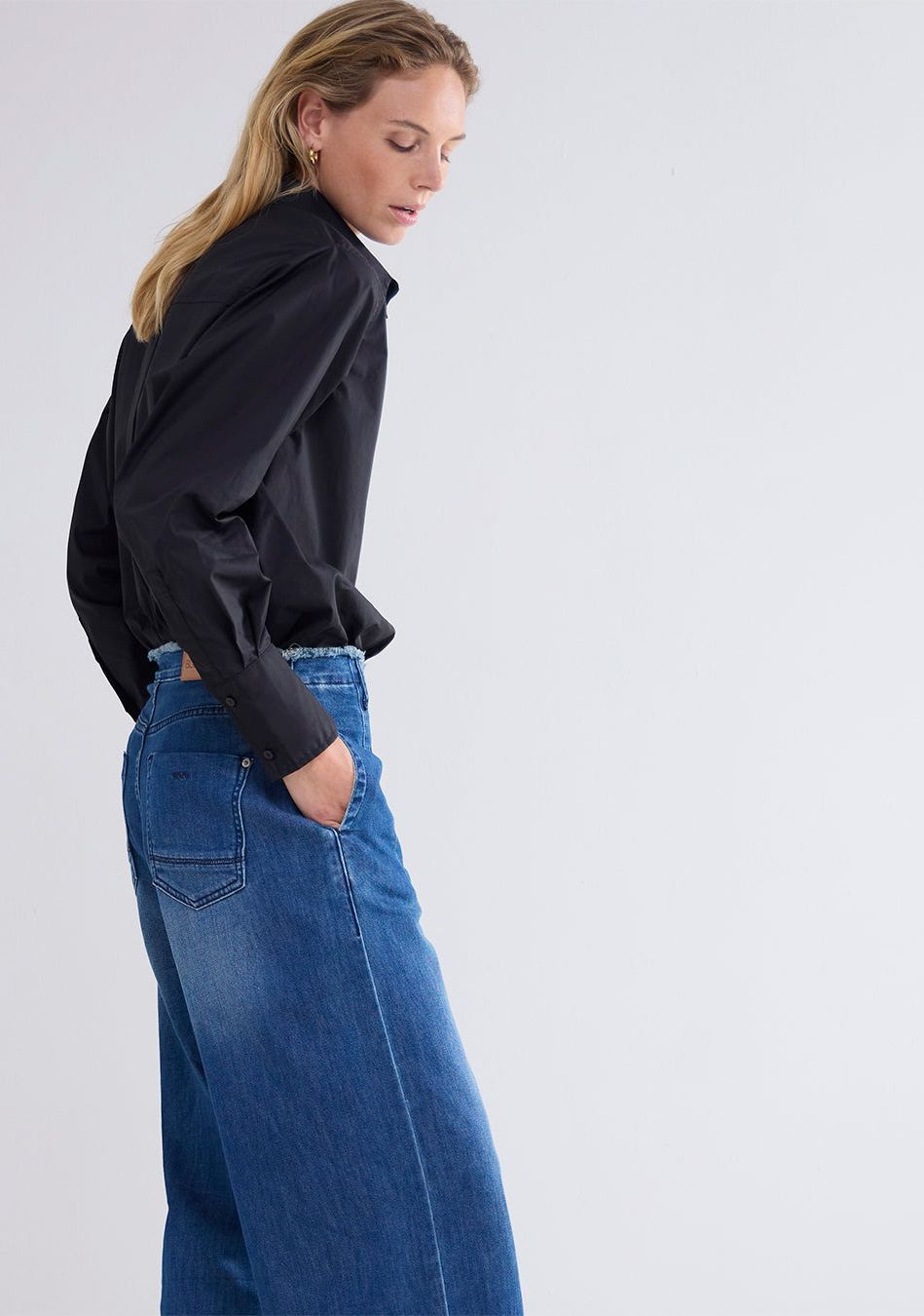 SUMMUM JEANS