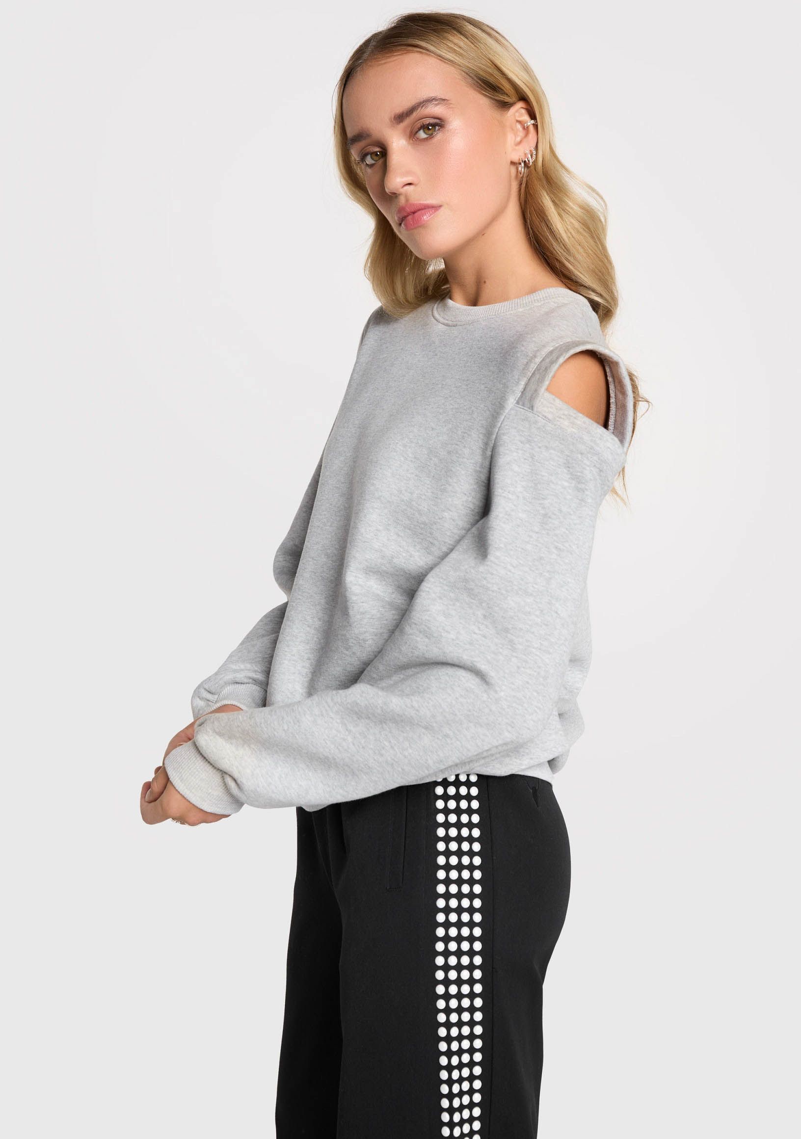 ALIX THE LABEL SWEATER