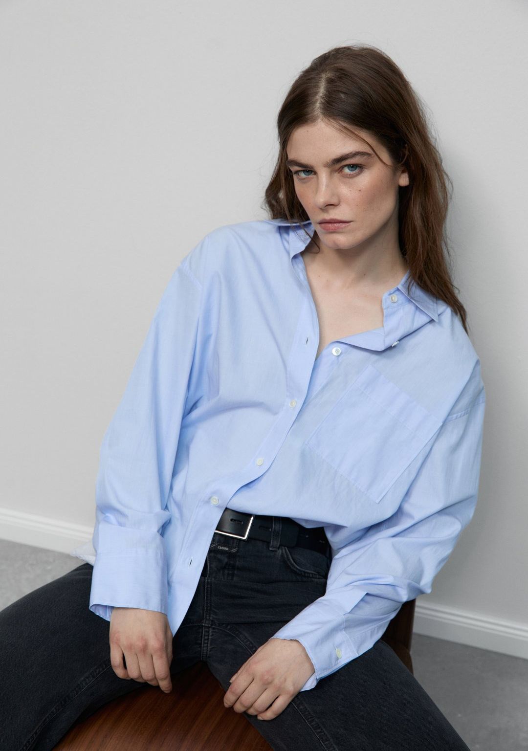 CLOSED BLOUSE