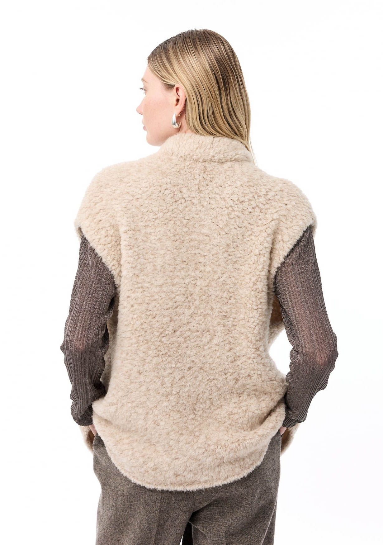 KNIT-TED GILET