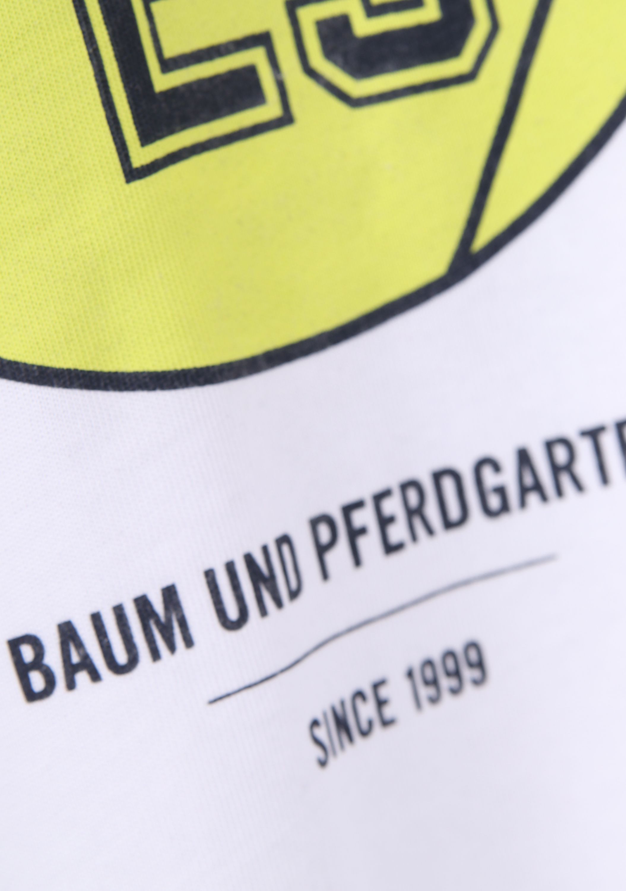 BAUM UND PFERDGARTEN SHIRT