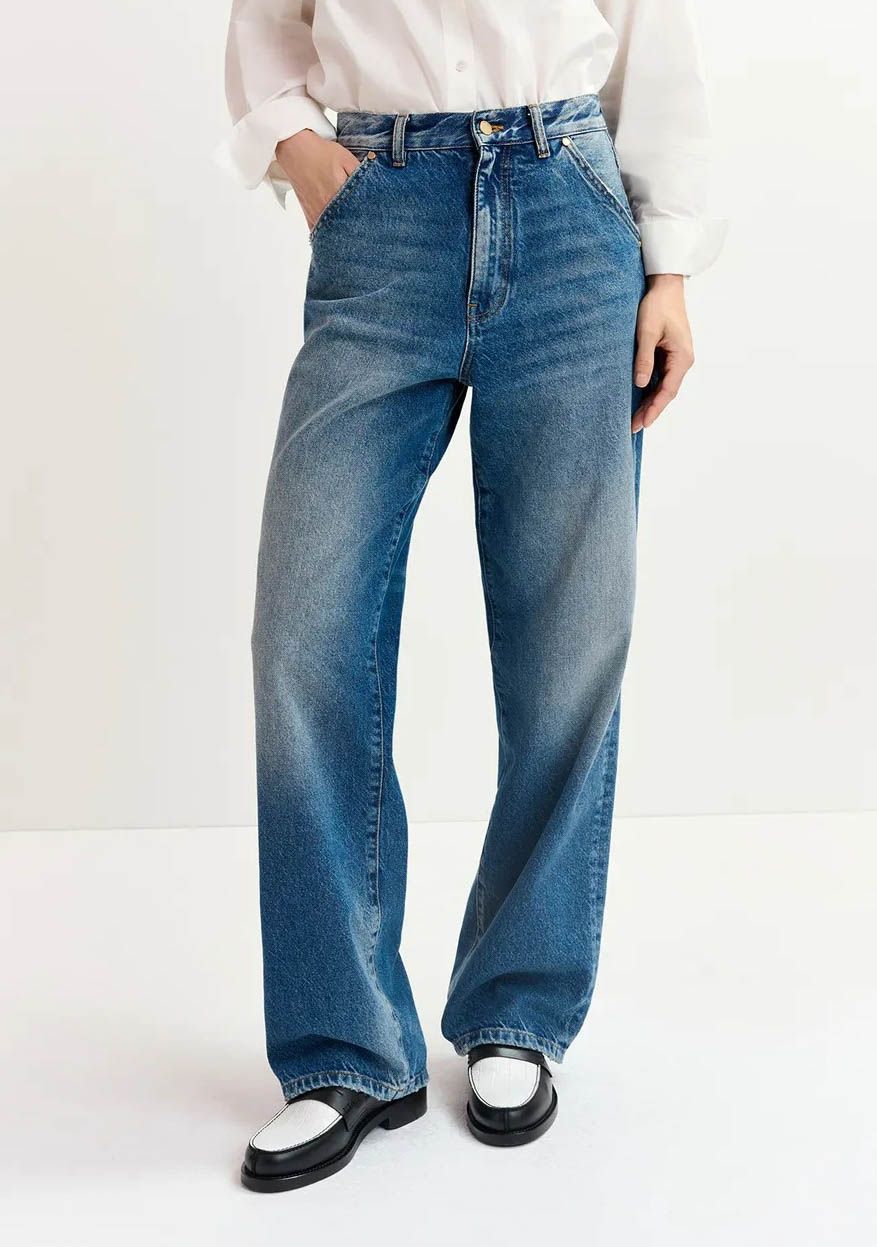 ESSENTIEL JEANS