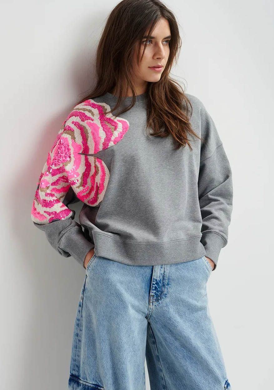 ESSENTIEL SWEATER