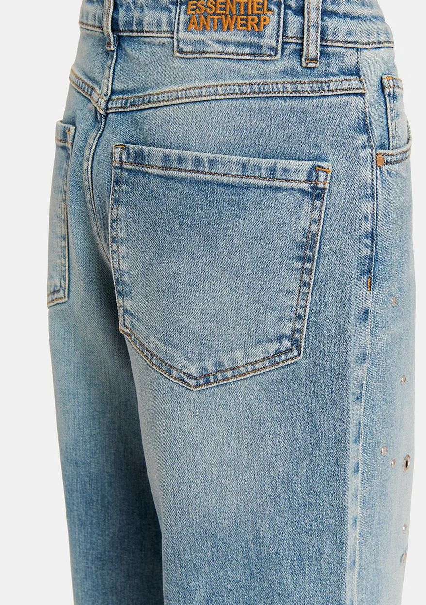 ESSENTIEL JEANS