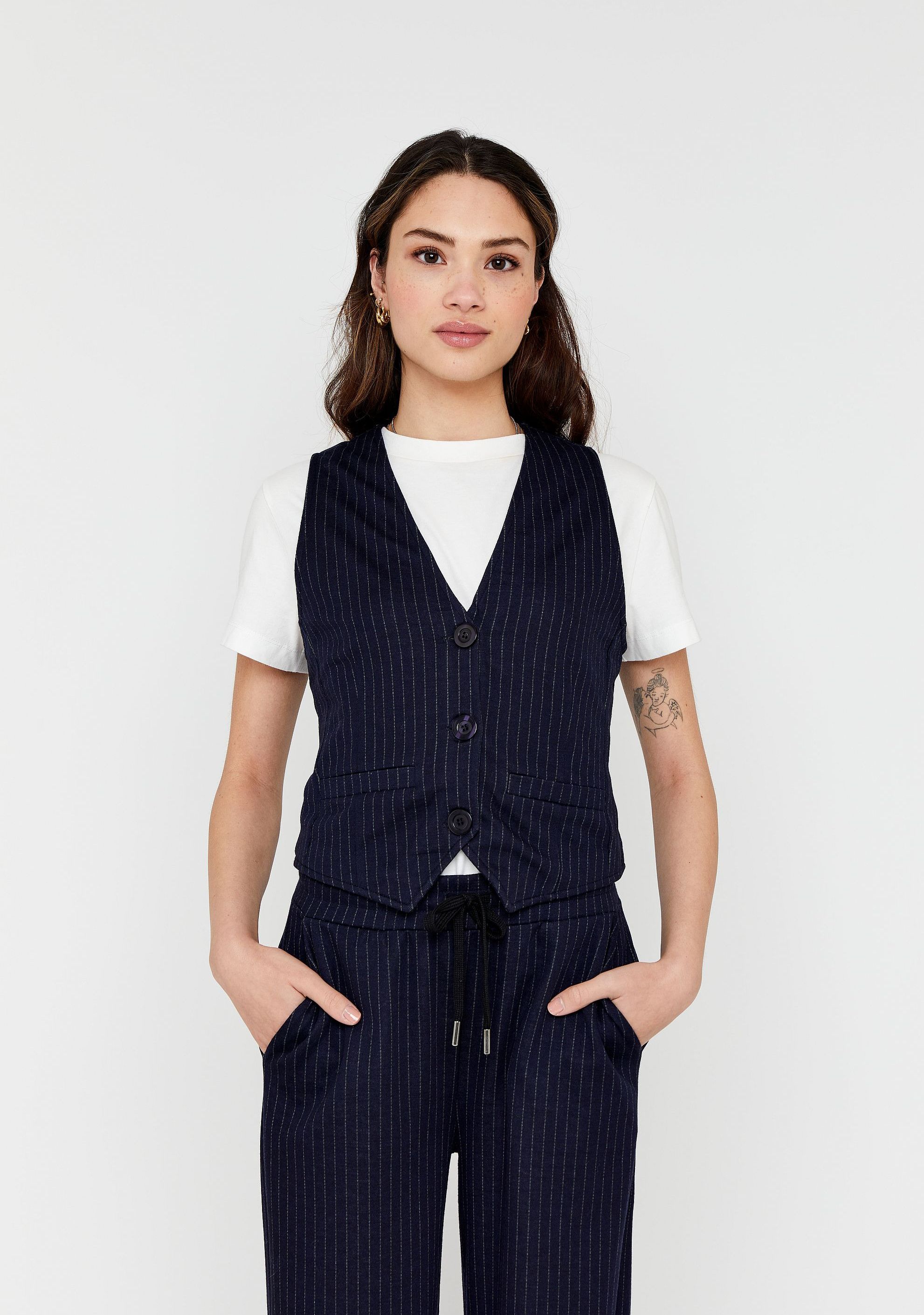 ANNA BLUE GILET