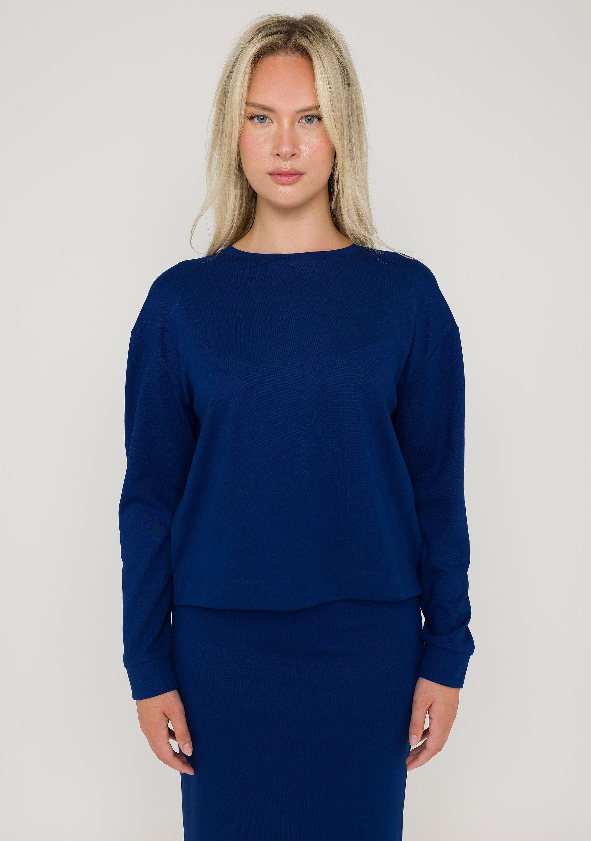 ANNA BLUE SWEATER