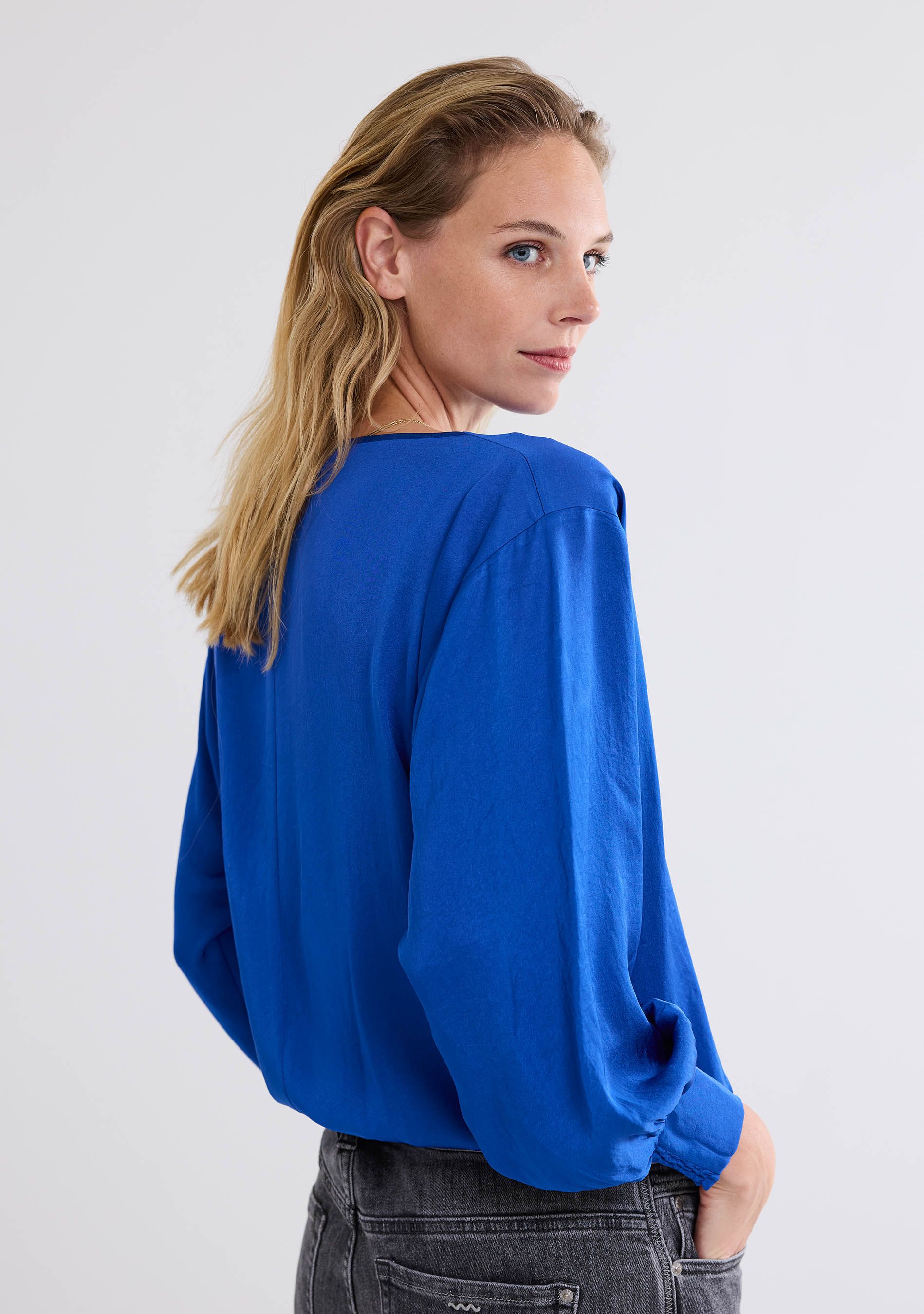 SUMMUM BLOUSE