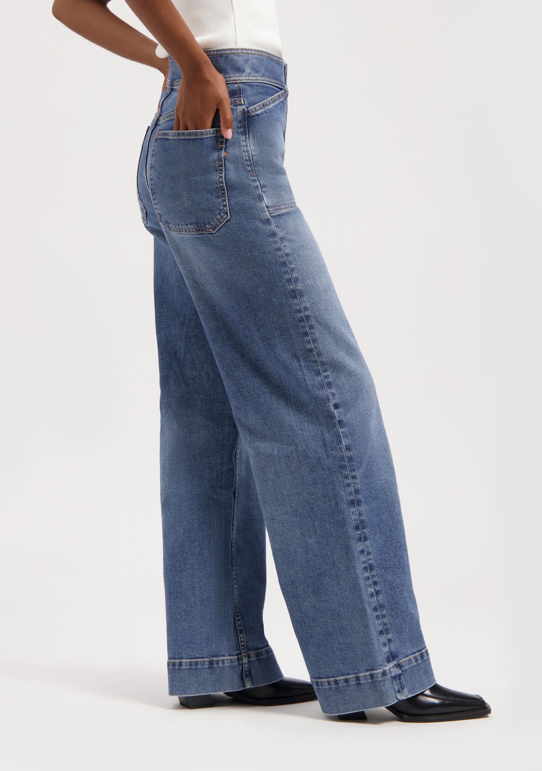 KUYICHI JEANS