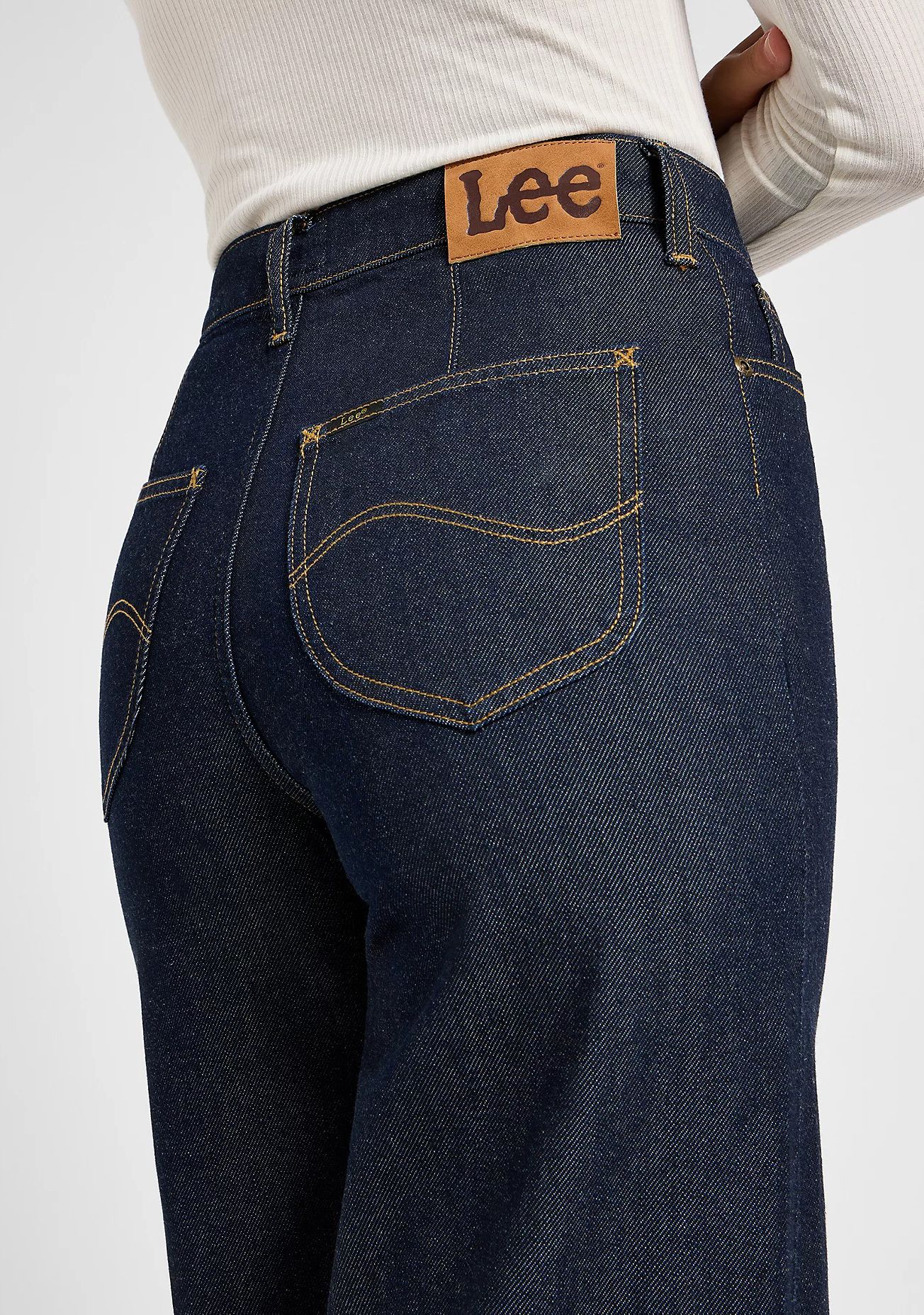 LEE JEANS