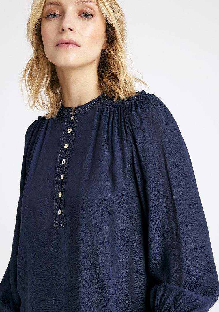 GUSTAV BLOUSE