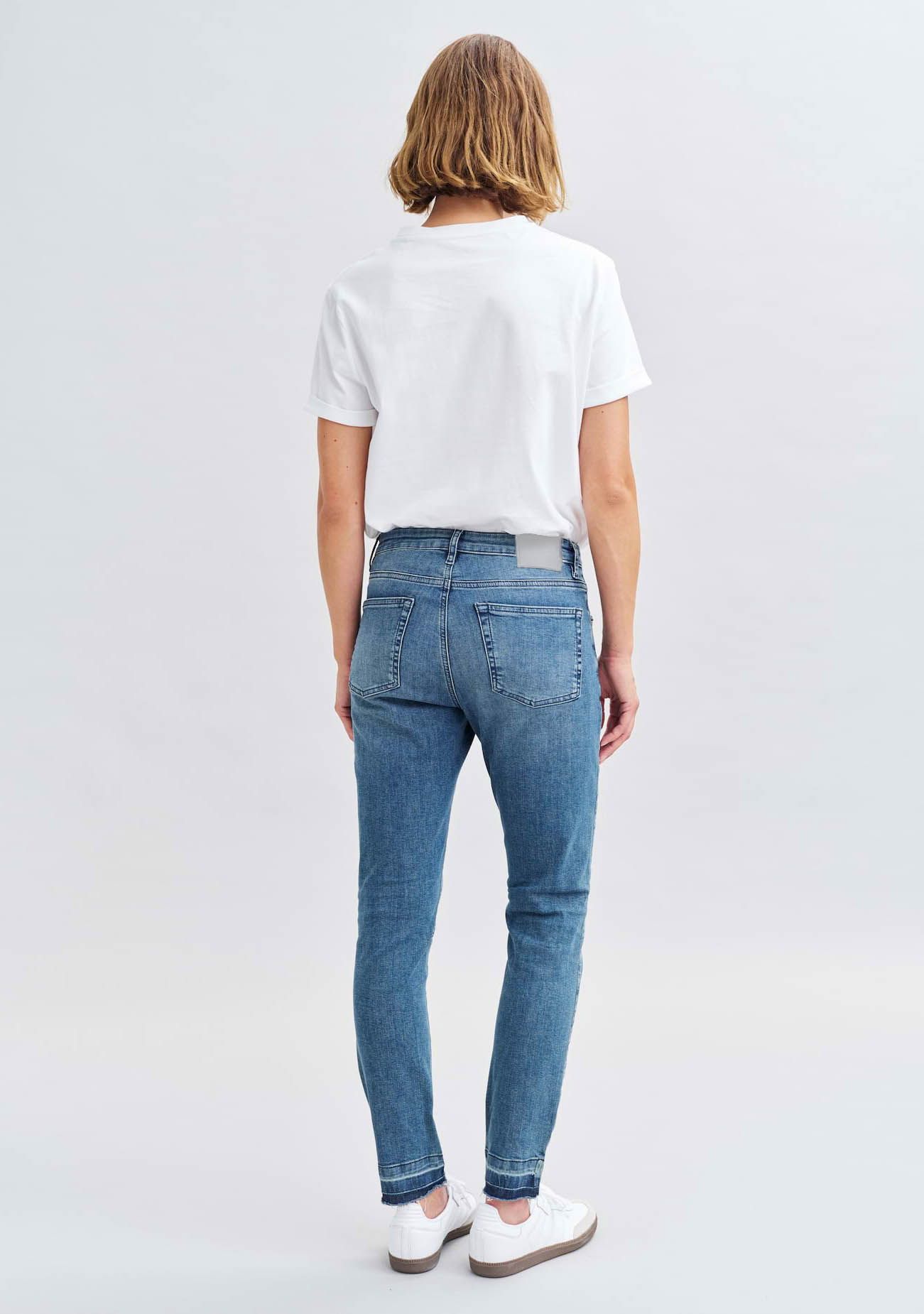 OPUS JEANS