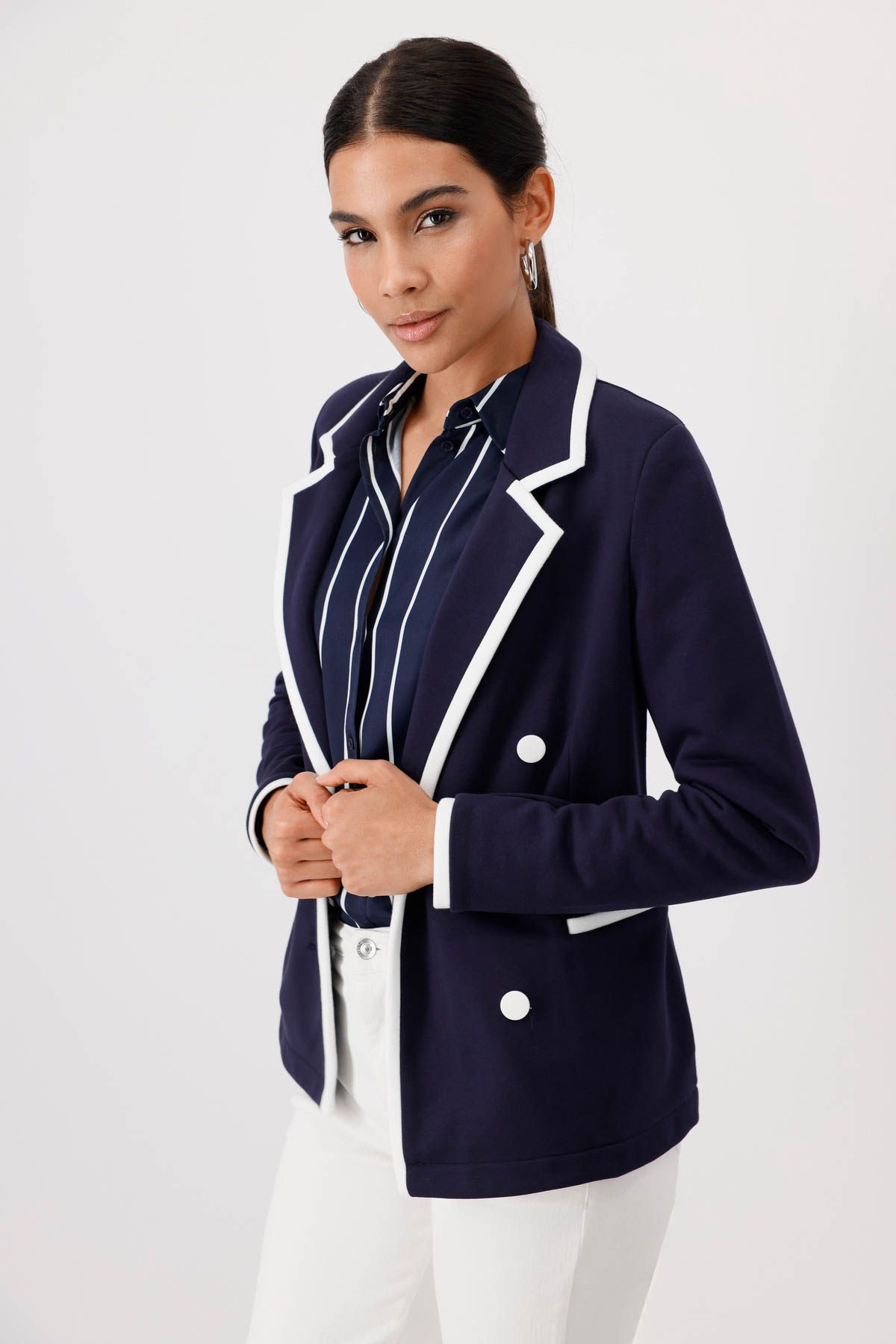 MONARI BLAZER