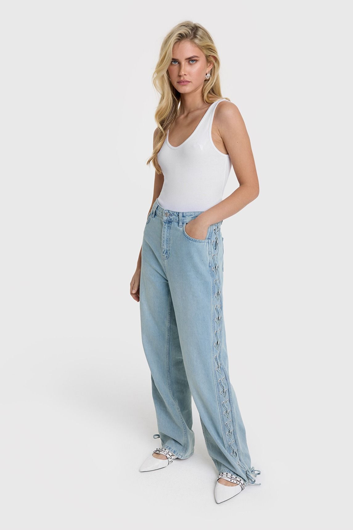 ALIX THE LABEL JEANS