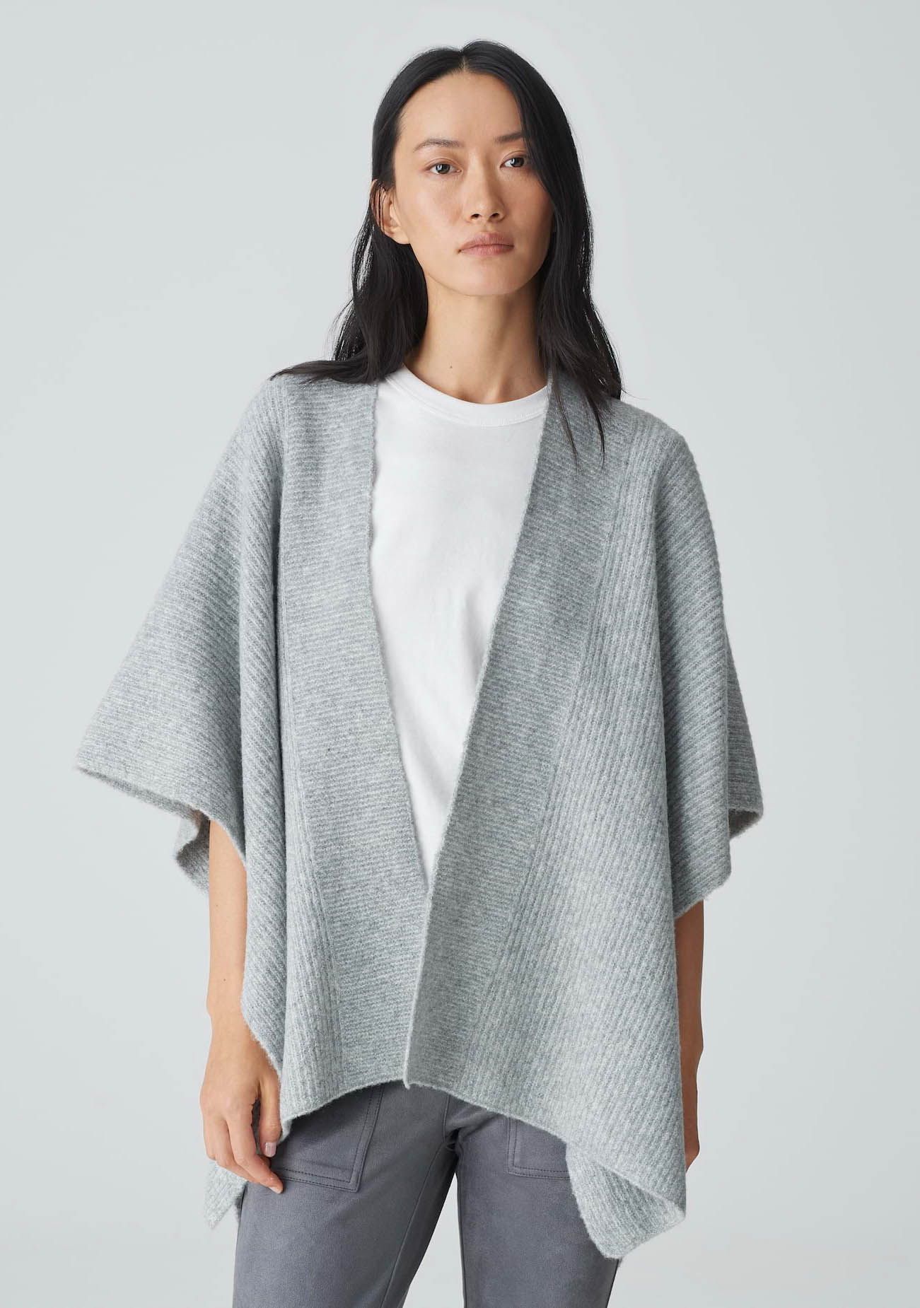 OPUS PONCHO