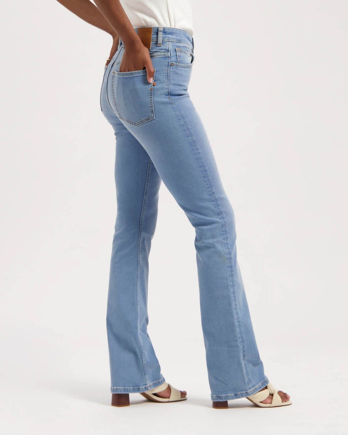 KUYICHI JEANS