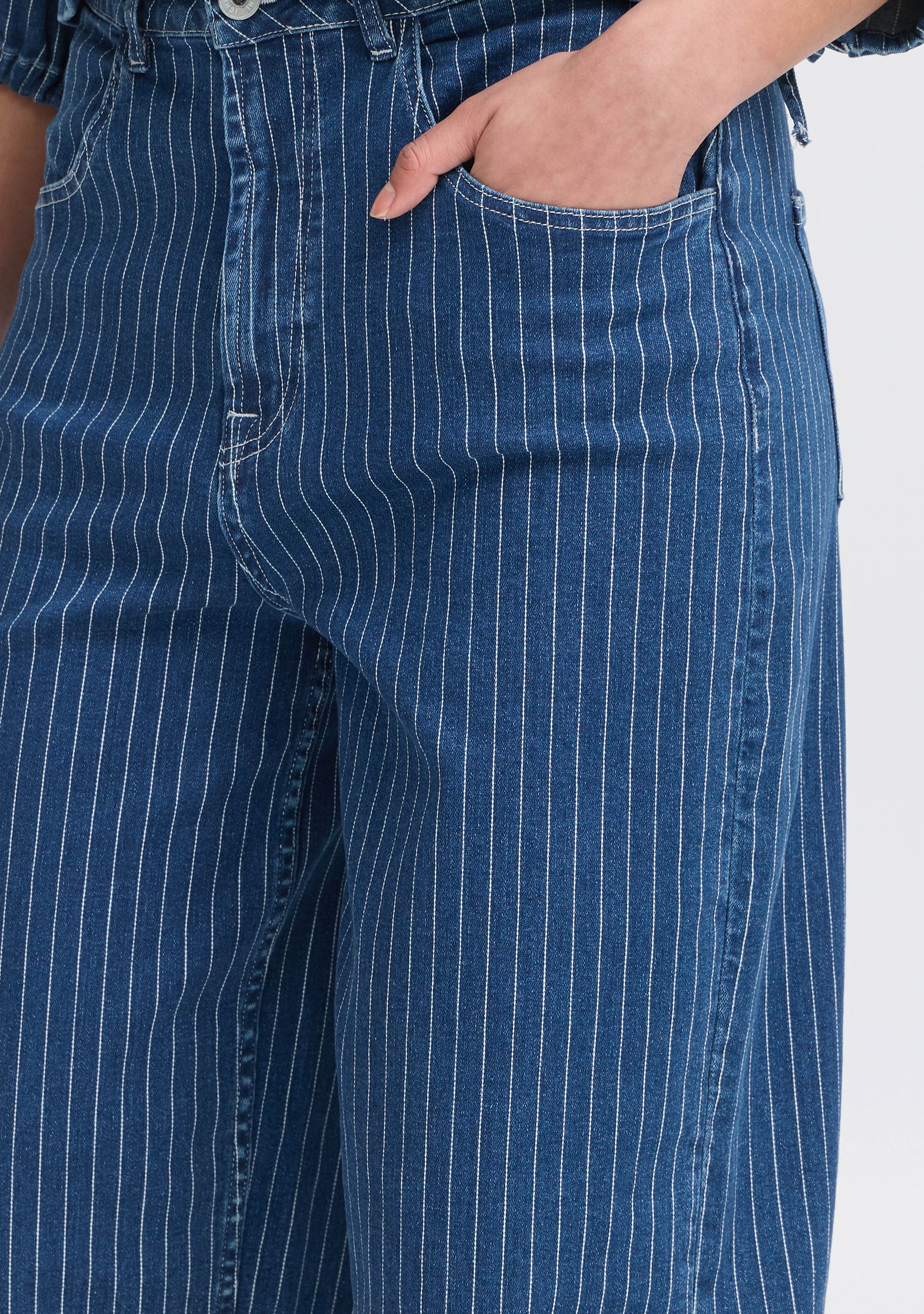 ICHI JEANS