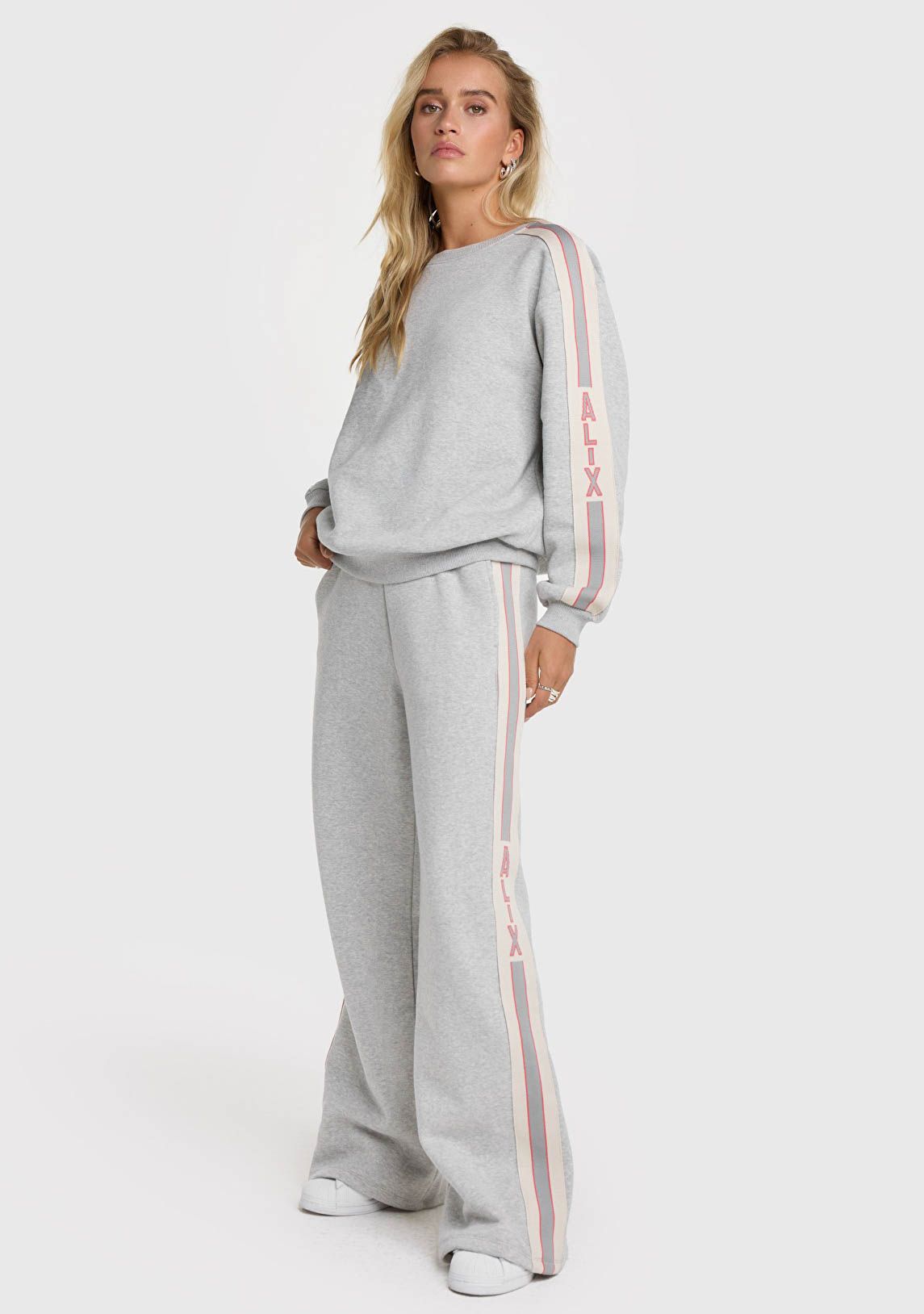 ALIX THE LABEL SWEATER ALIX THE LABEL SWEATER