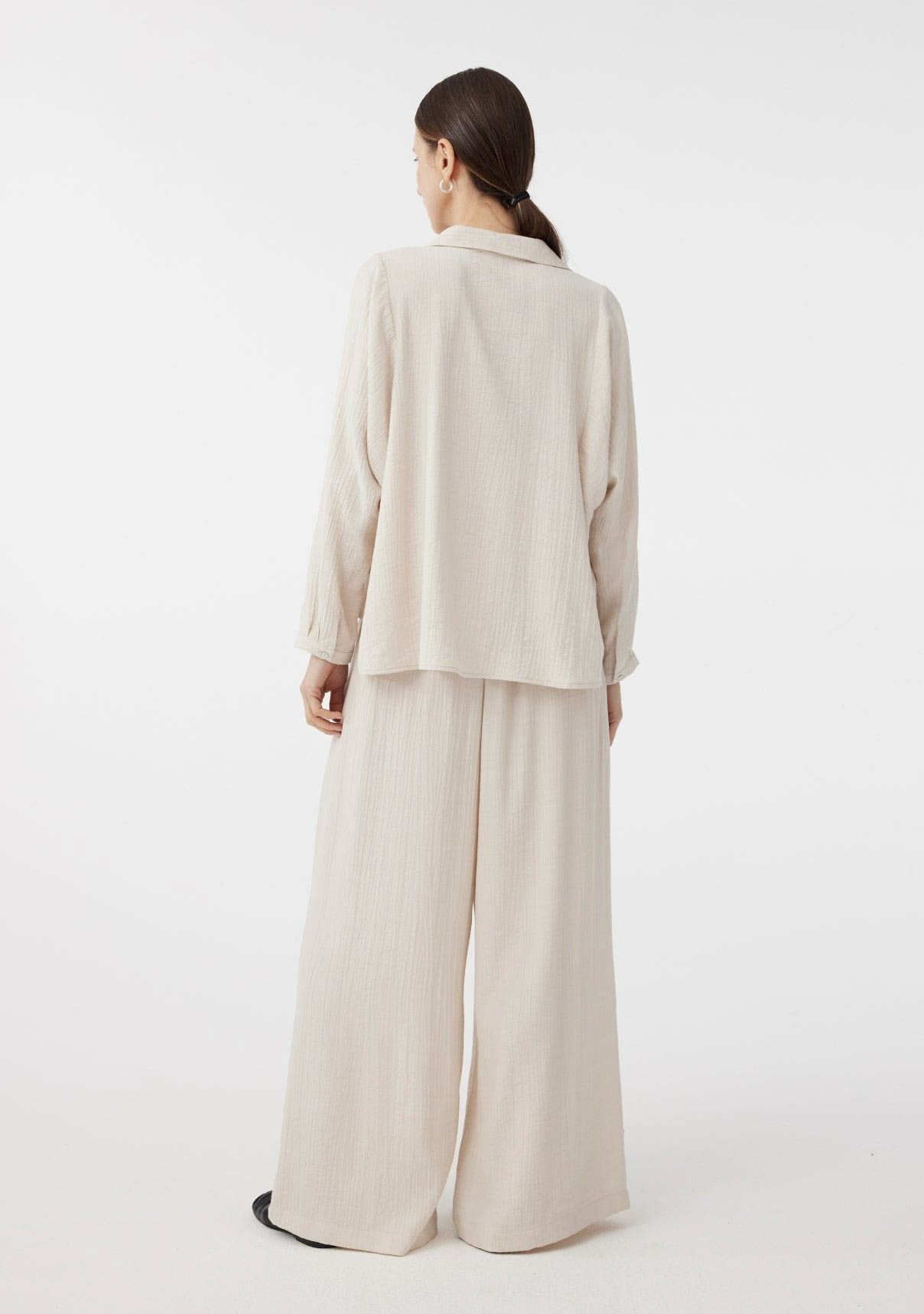 KNIT-TED BLOUSE KNIT-TED BLOUSE