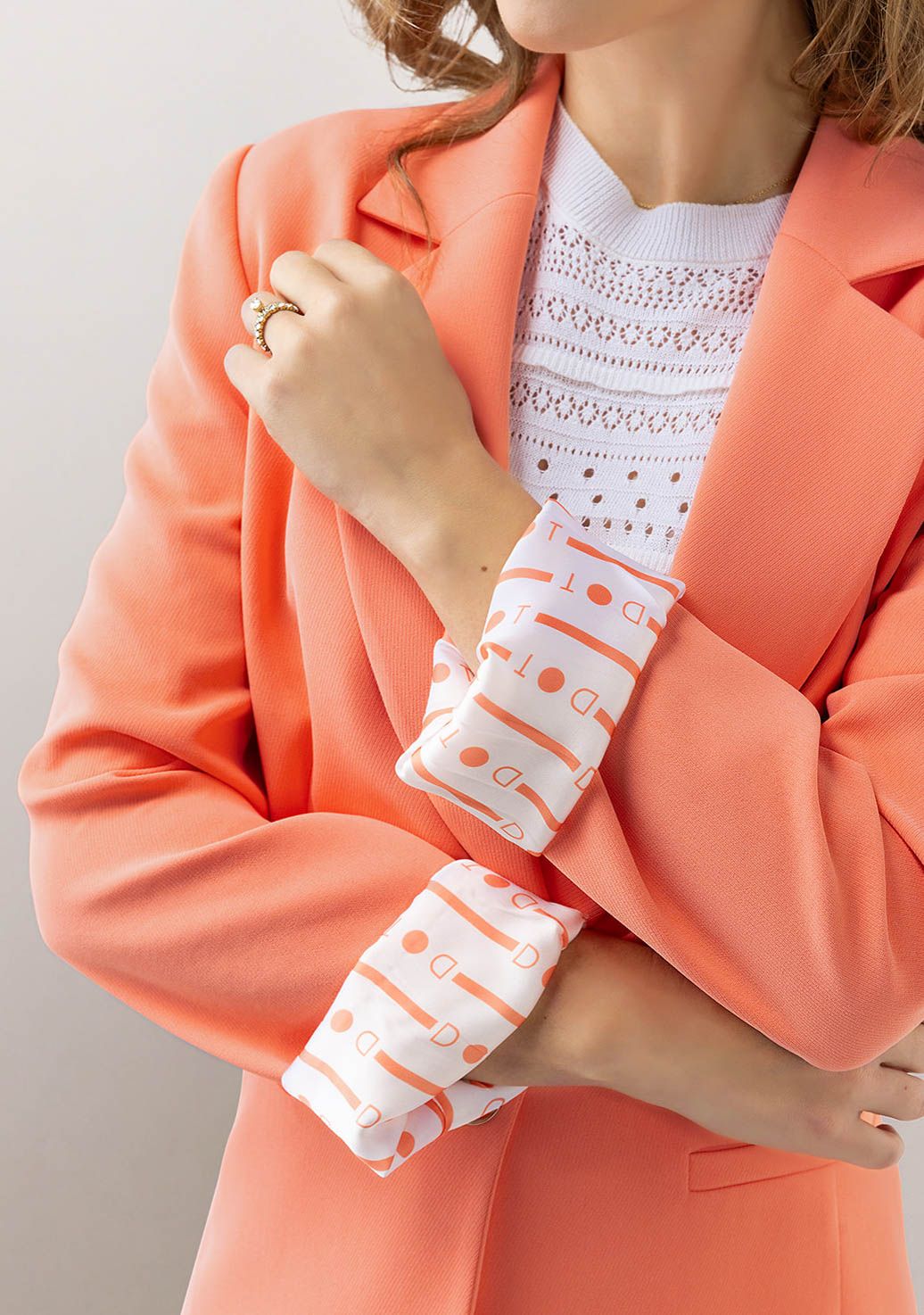 LABEL DOT BLAZER