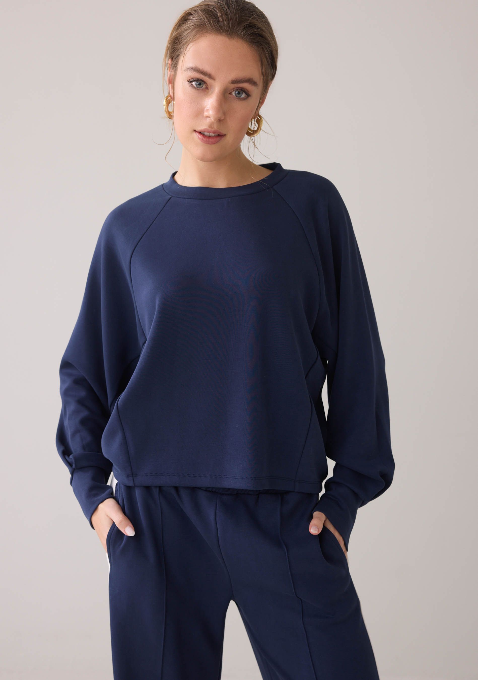 SUMMUM SWEATER