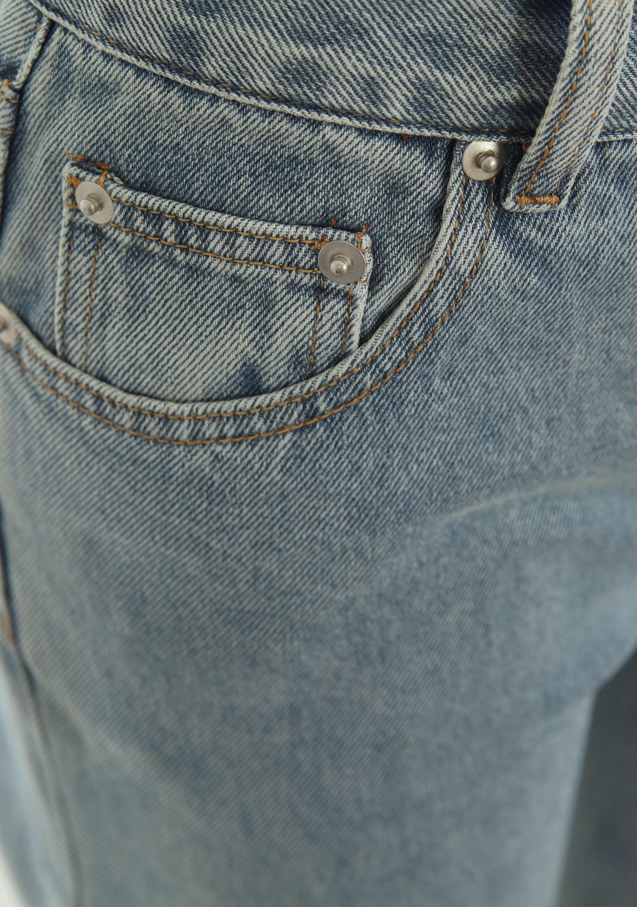 ALIX THE LABEL JEANS