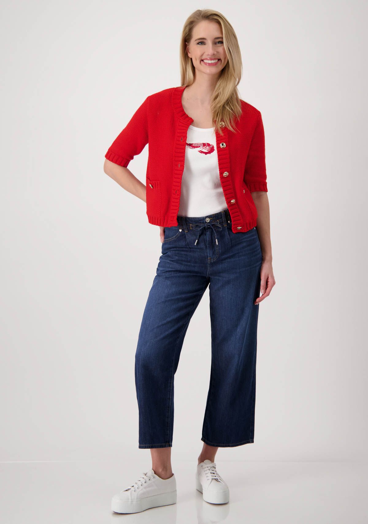 MONARI VEST