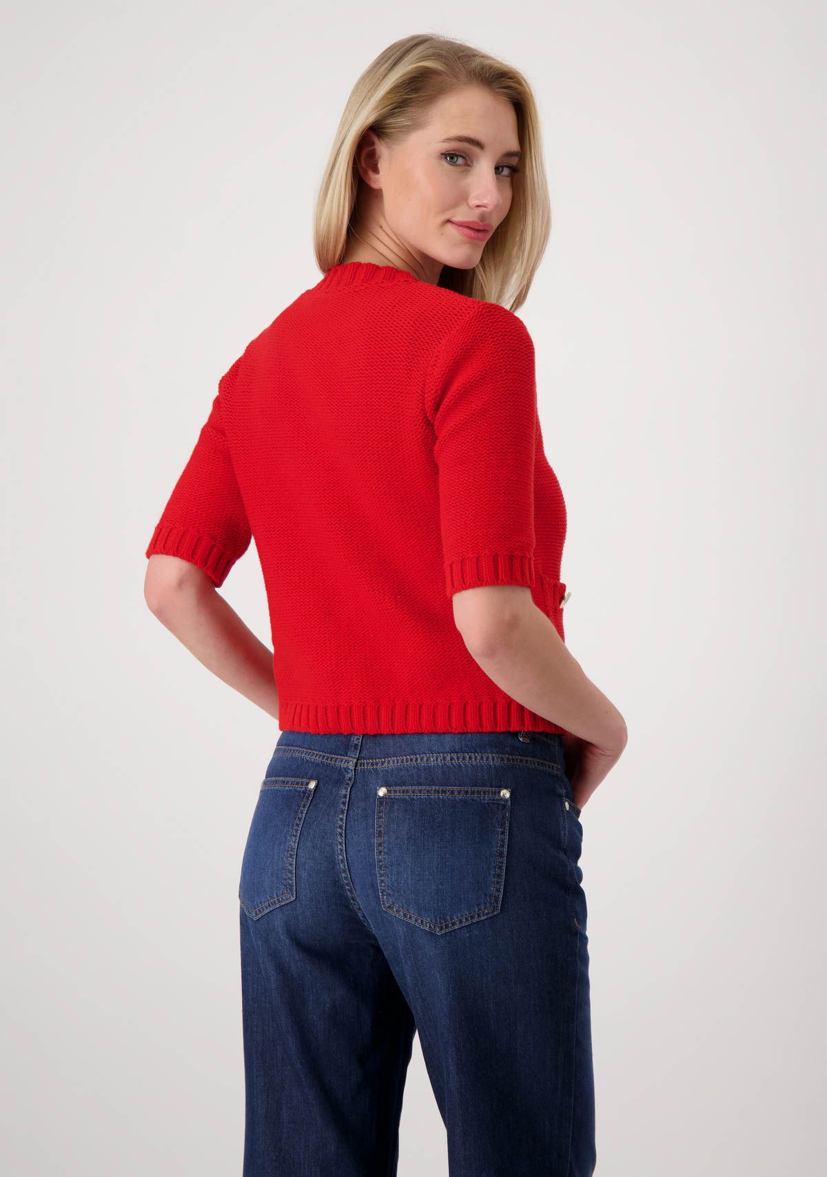 MONARI VEST