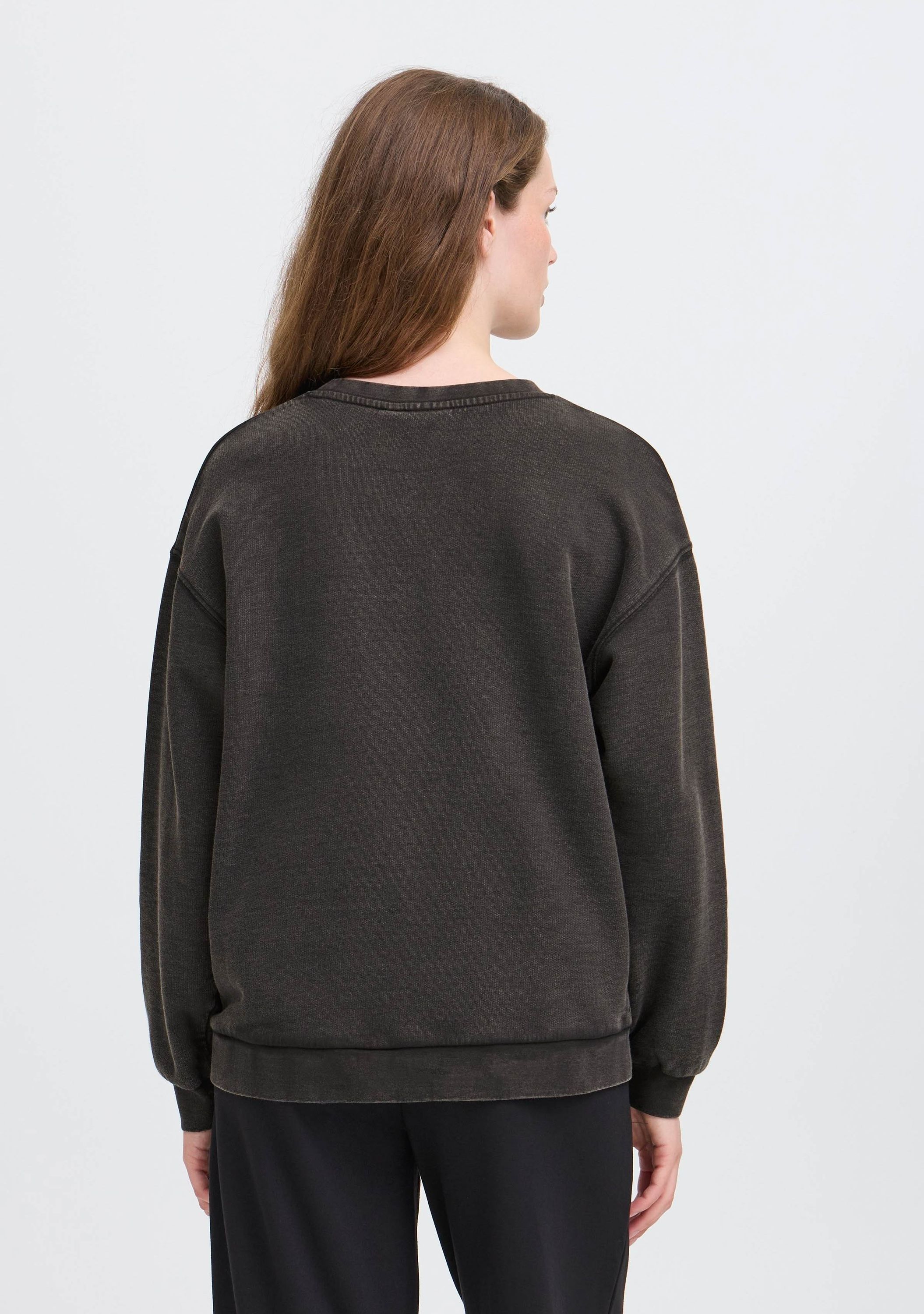 ICHI SWEATER