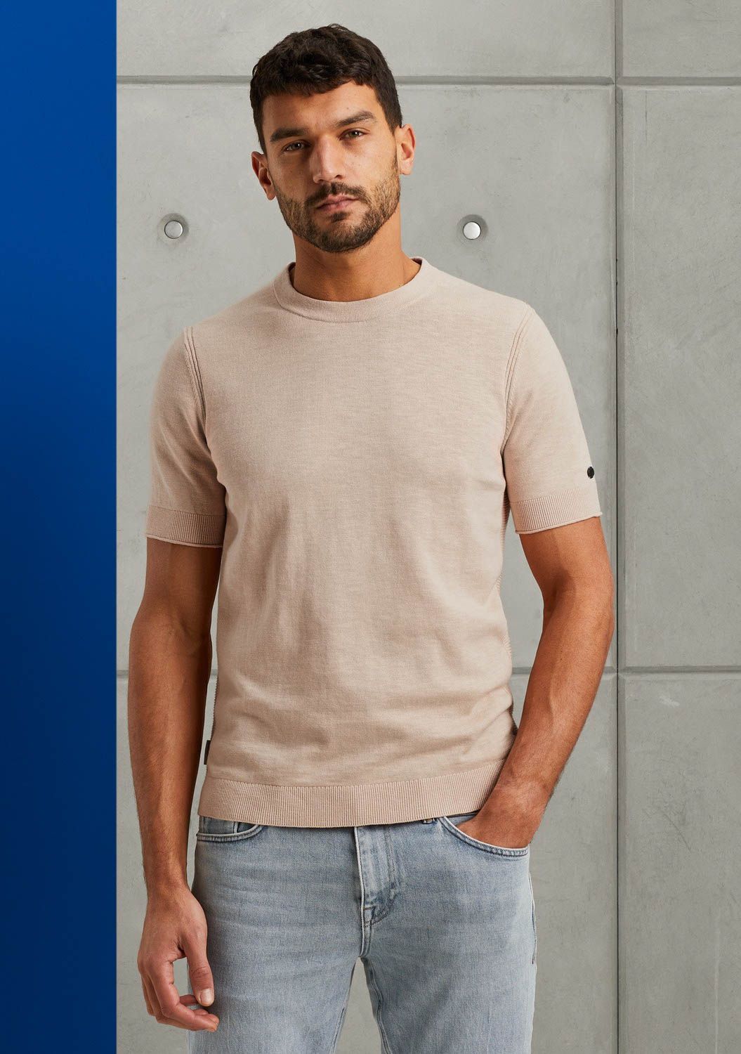 CAST IRON TSHIRT CAST IRON TSHIRT