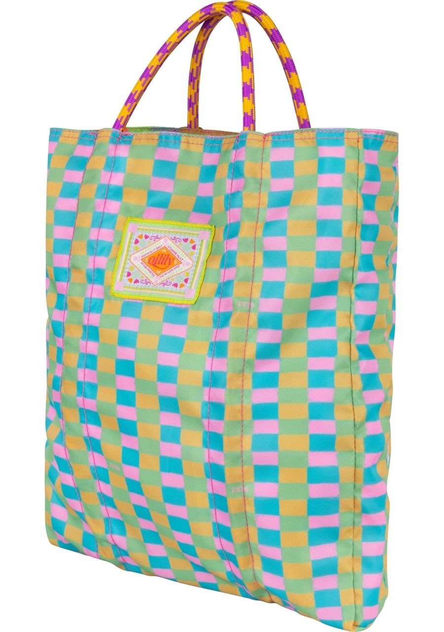 OILILY TAS