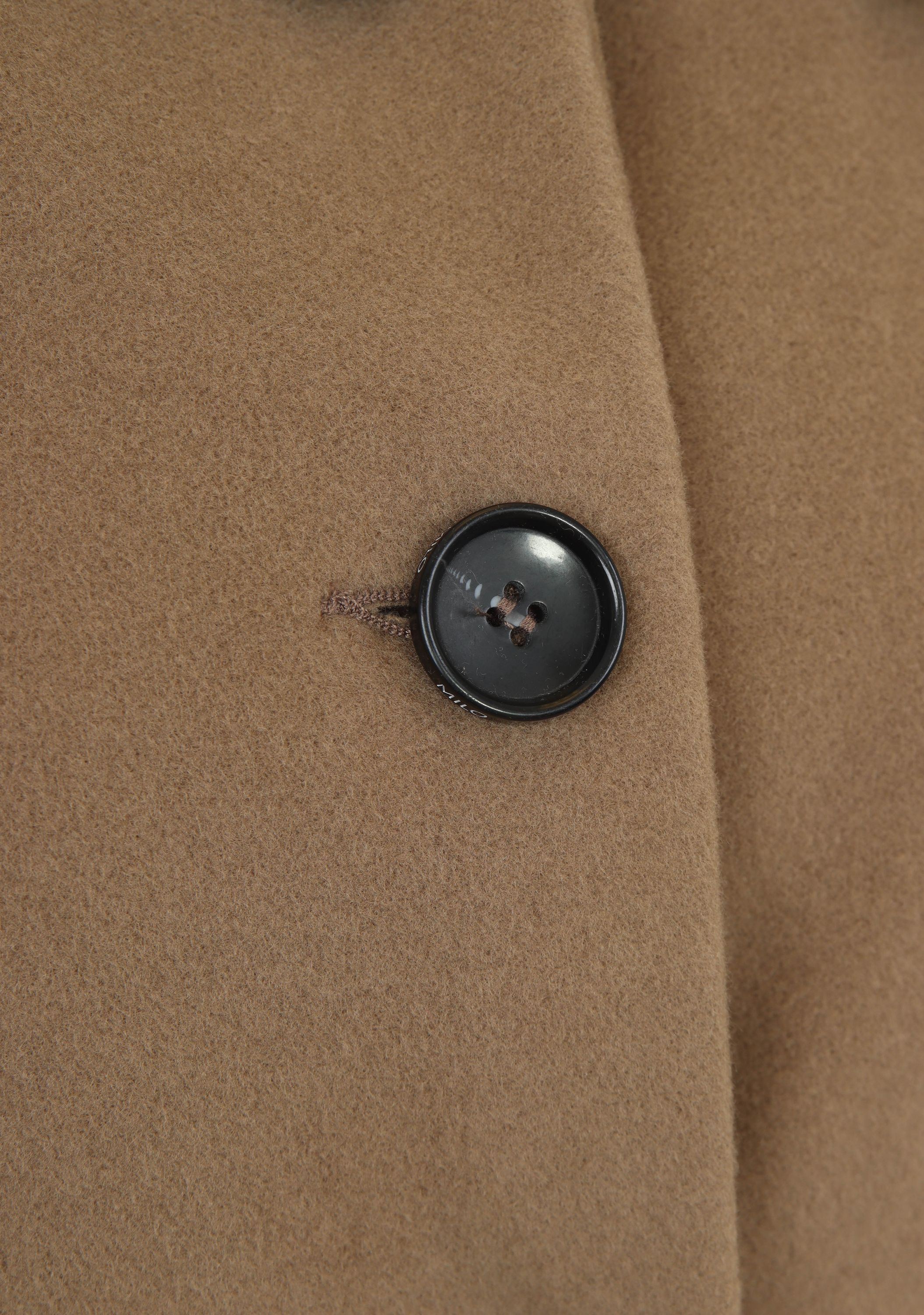 MILO COATS MANTEL