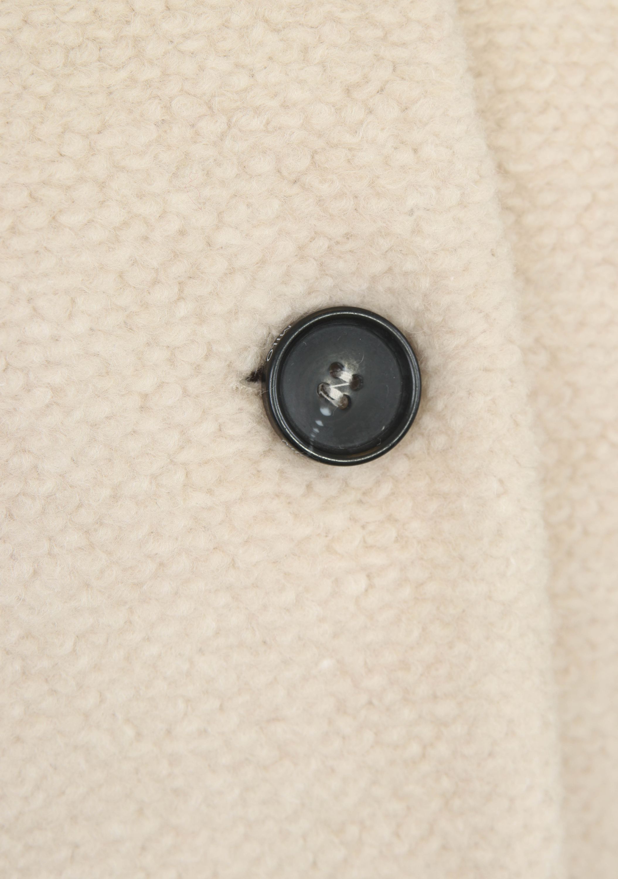 MILO COATS MANTEL