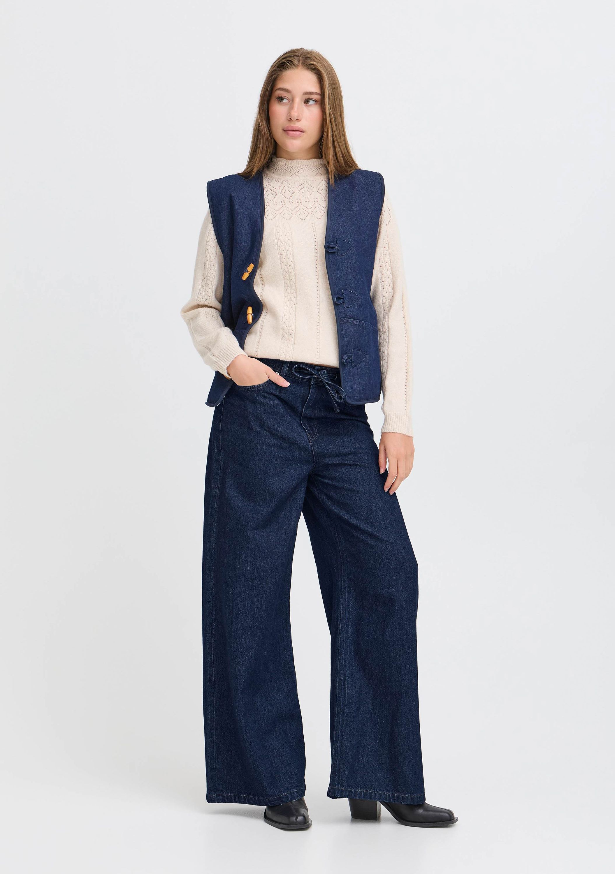 ICHI JEANS