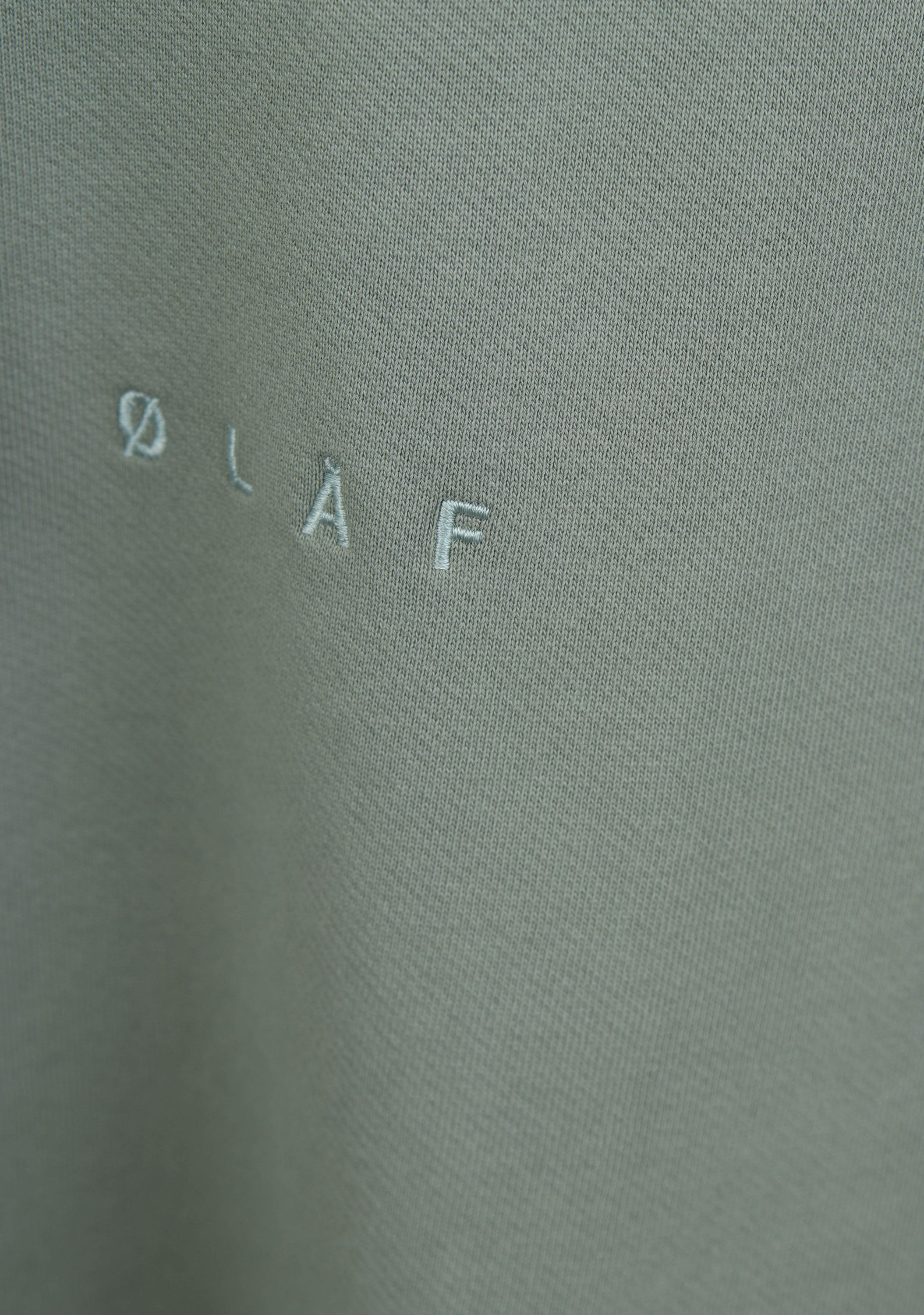 OLAF SWEATER