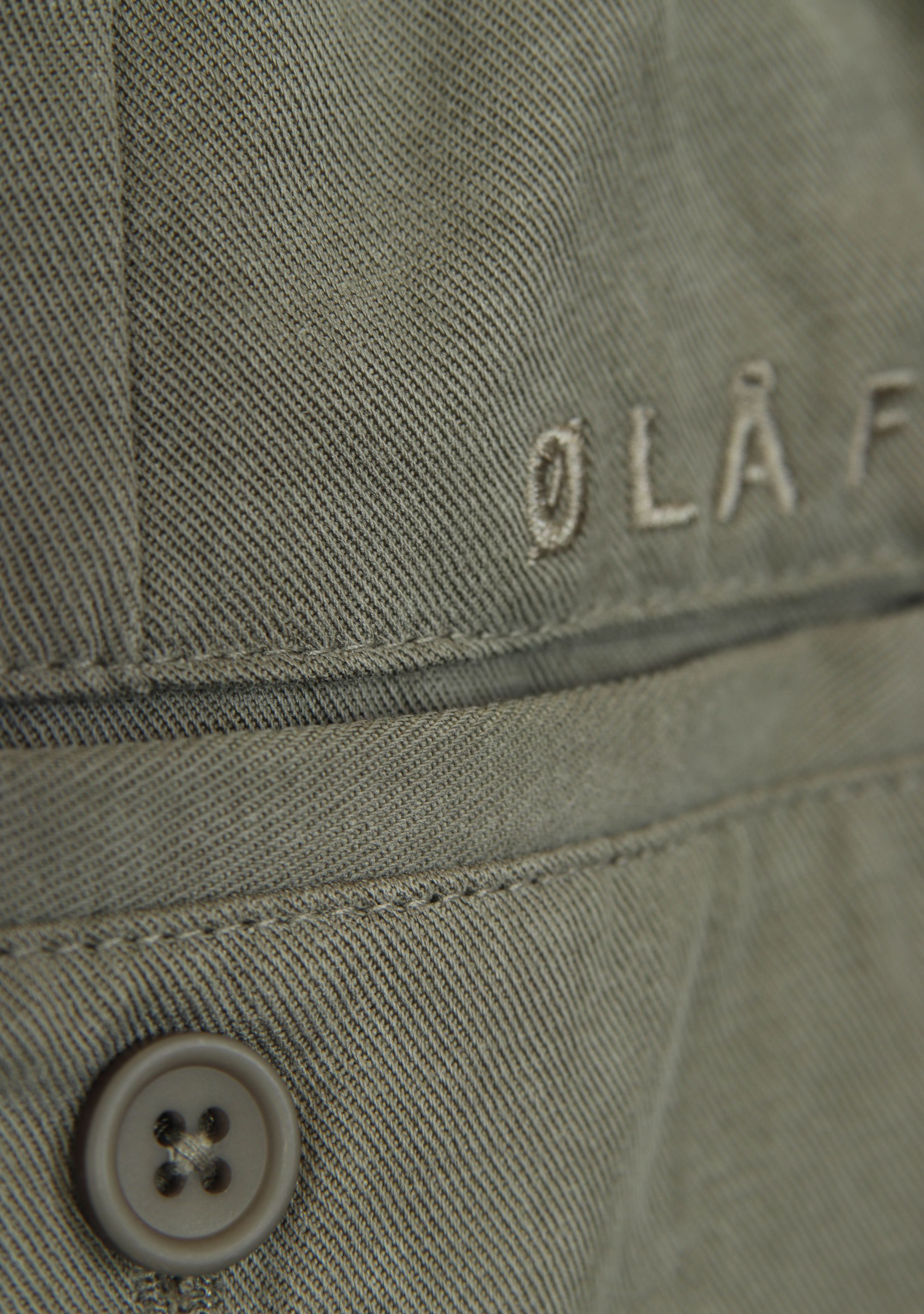 OLAF CHINO