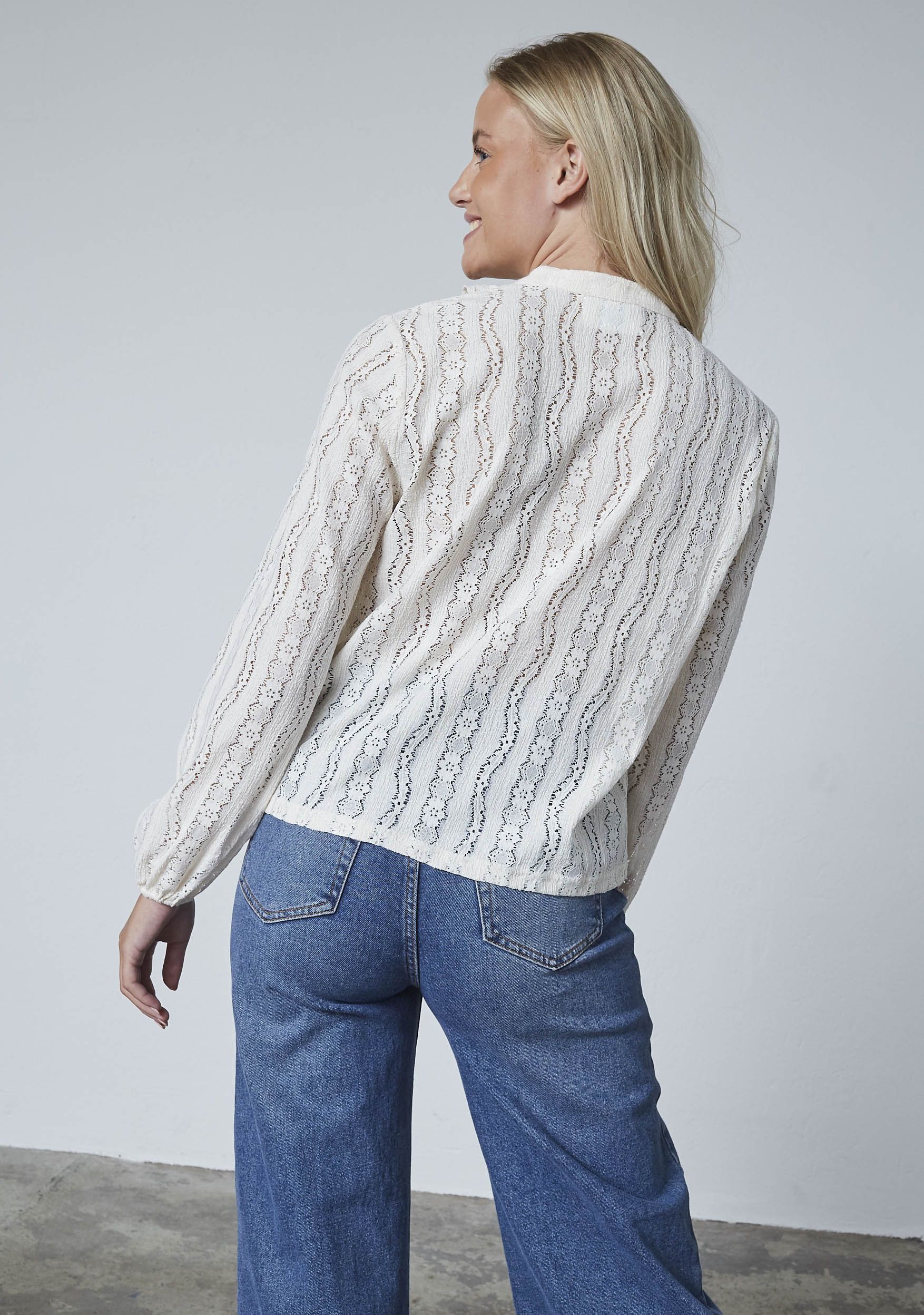 SISTERS POINT BLOUSE