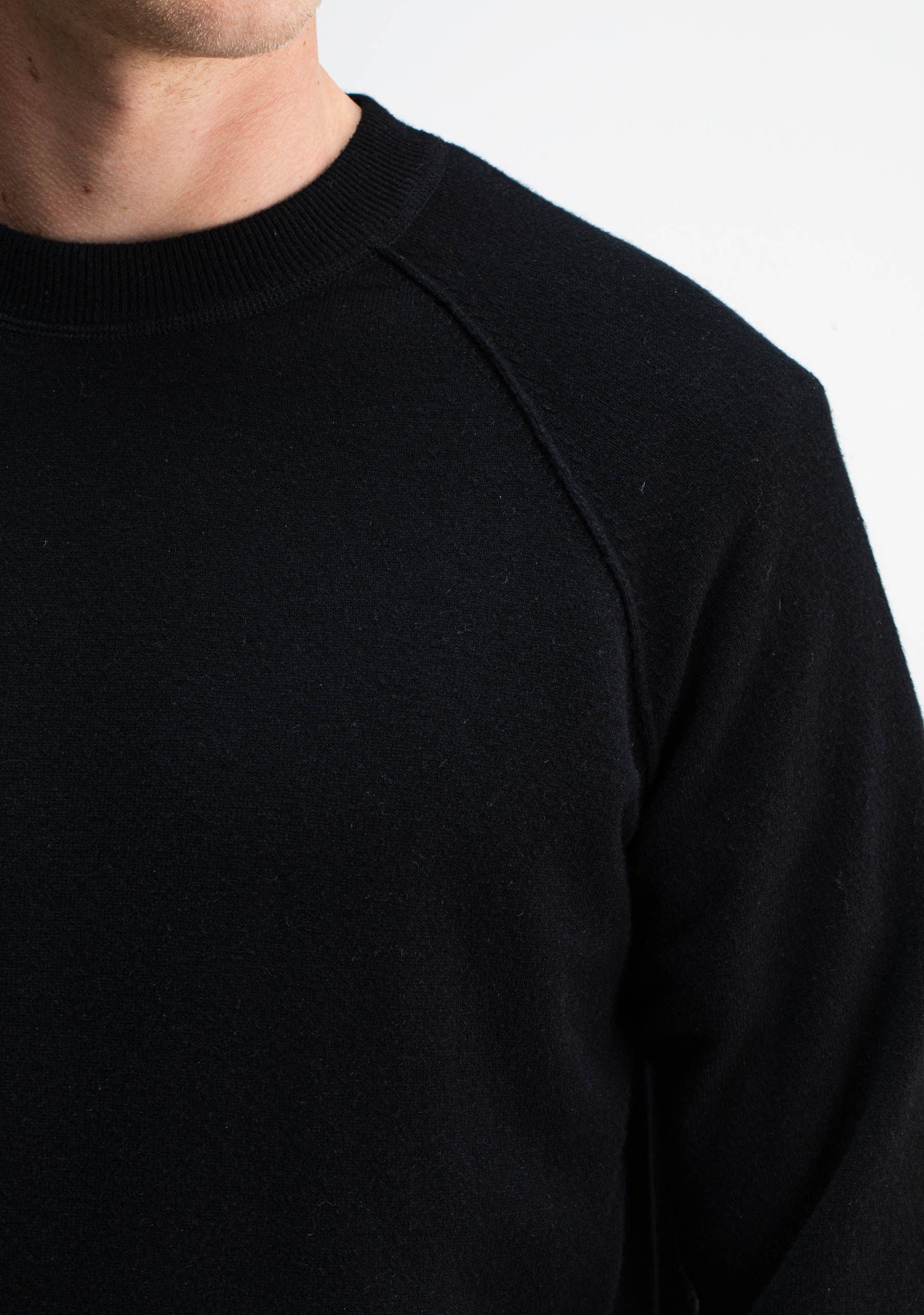 BUTCHER OF BLUE SWEATER
