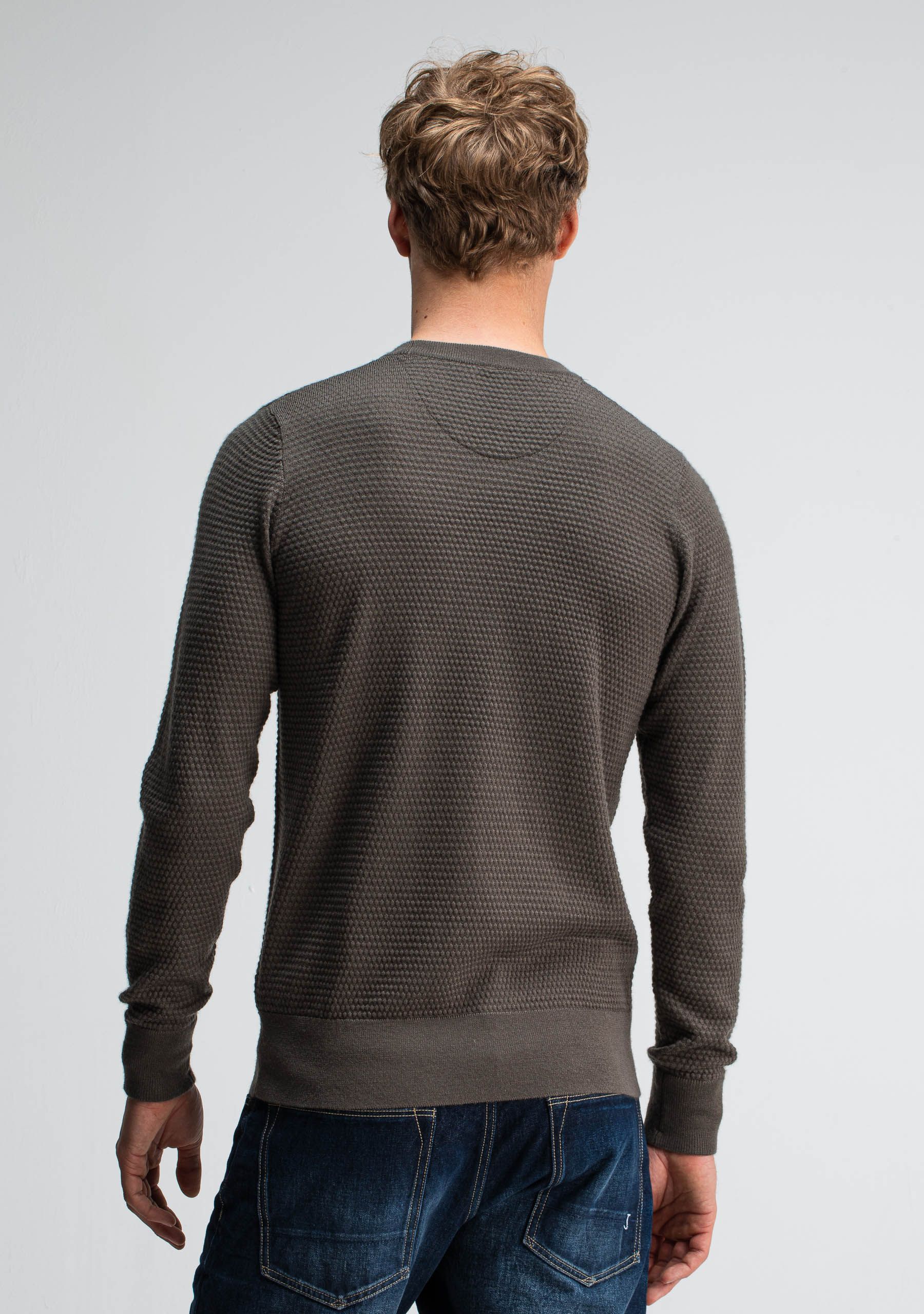 BUTCHER OF BLUE SWEATER