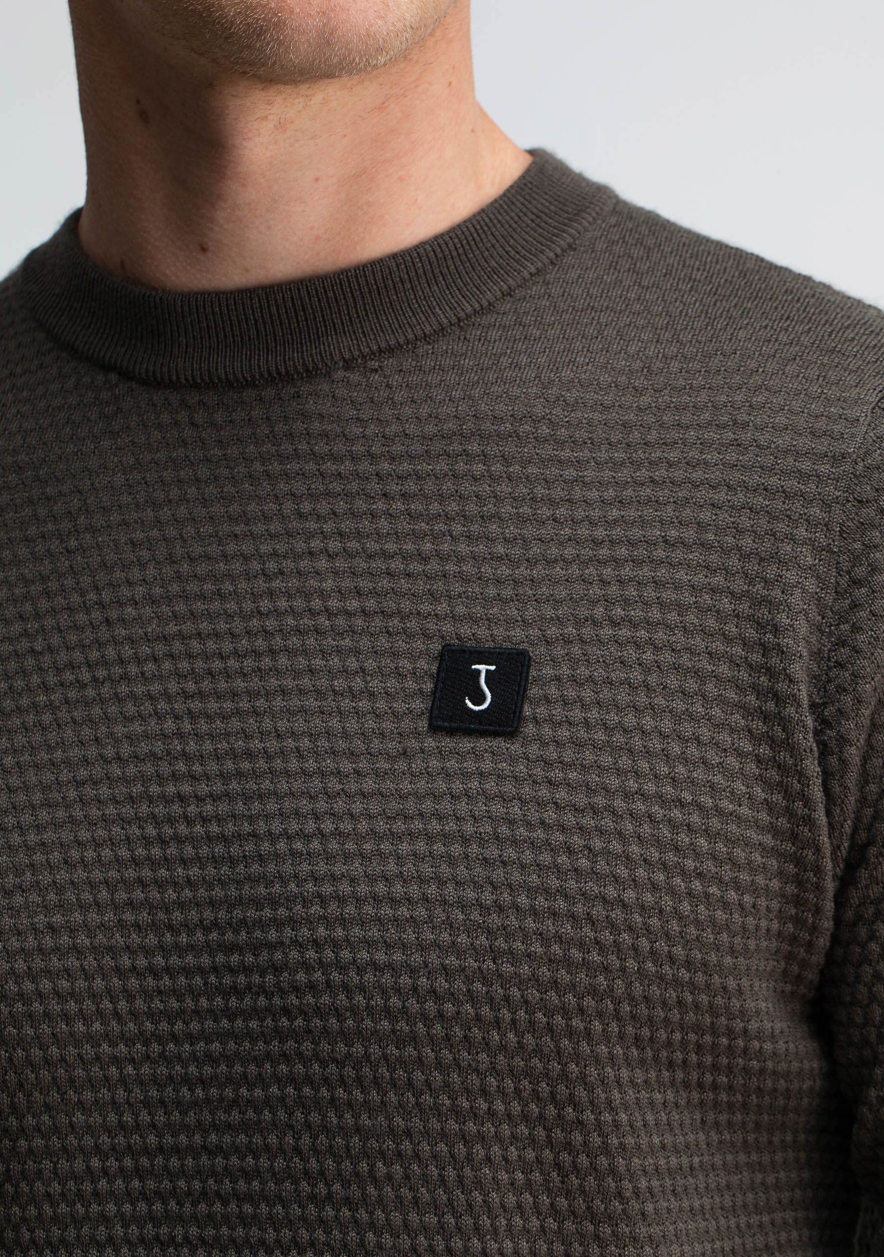 BUTCHER OF BLUE SWEATER